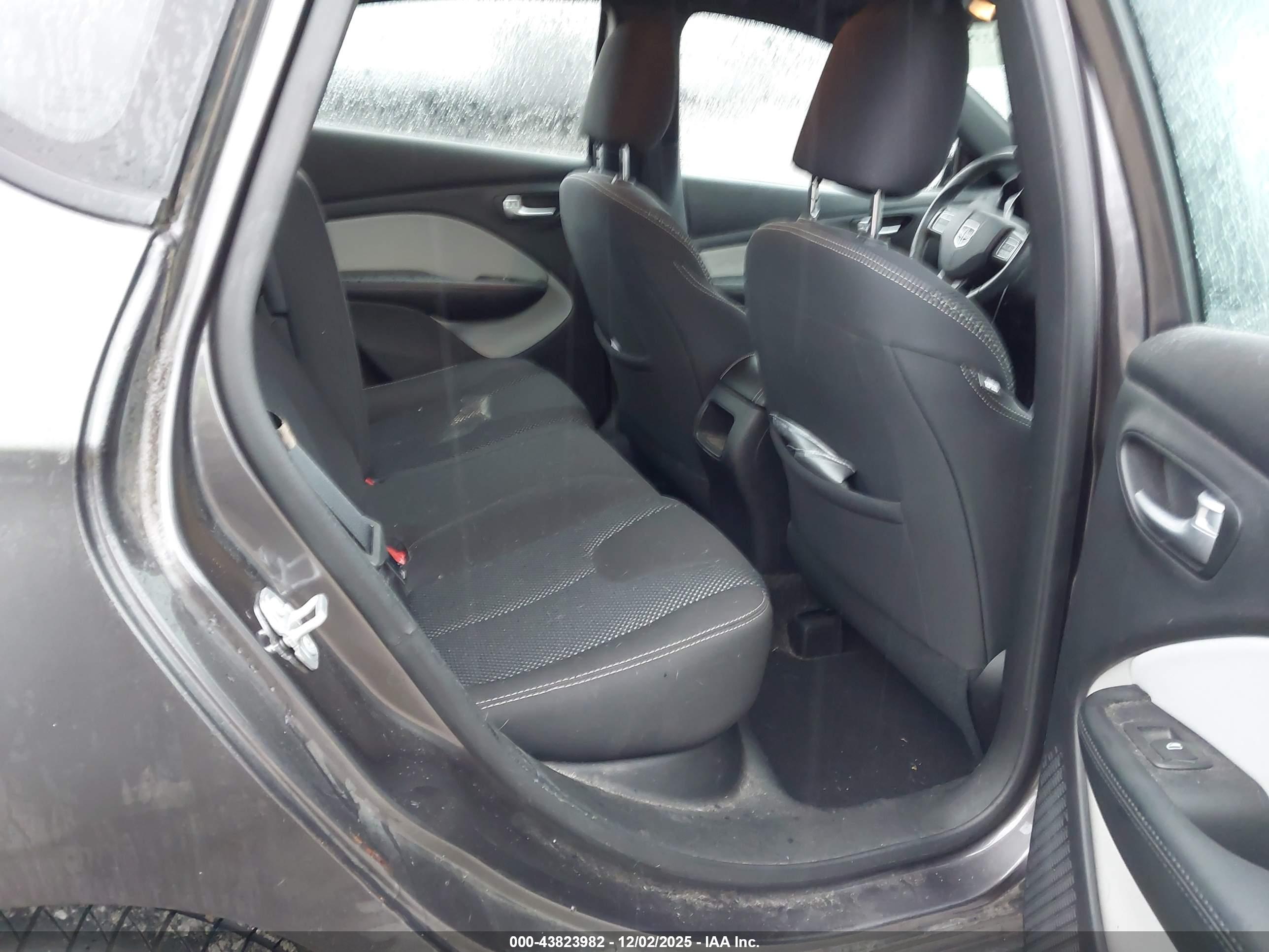 DODGE DART image 8