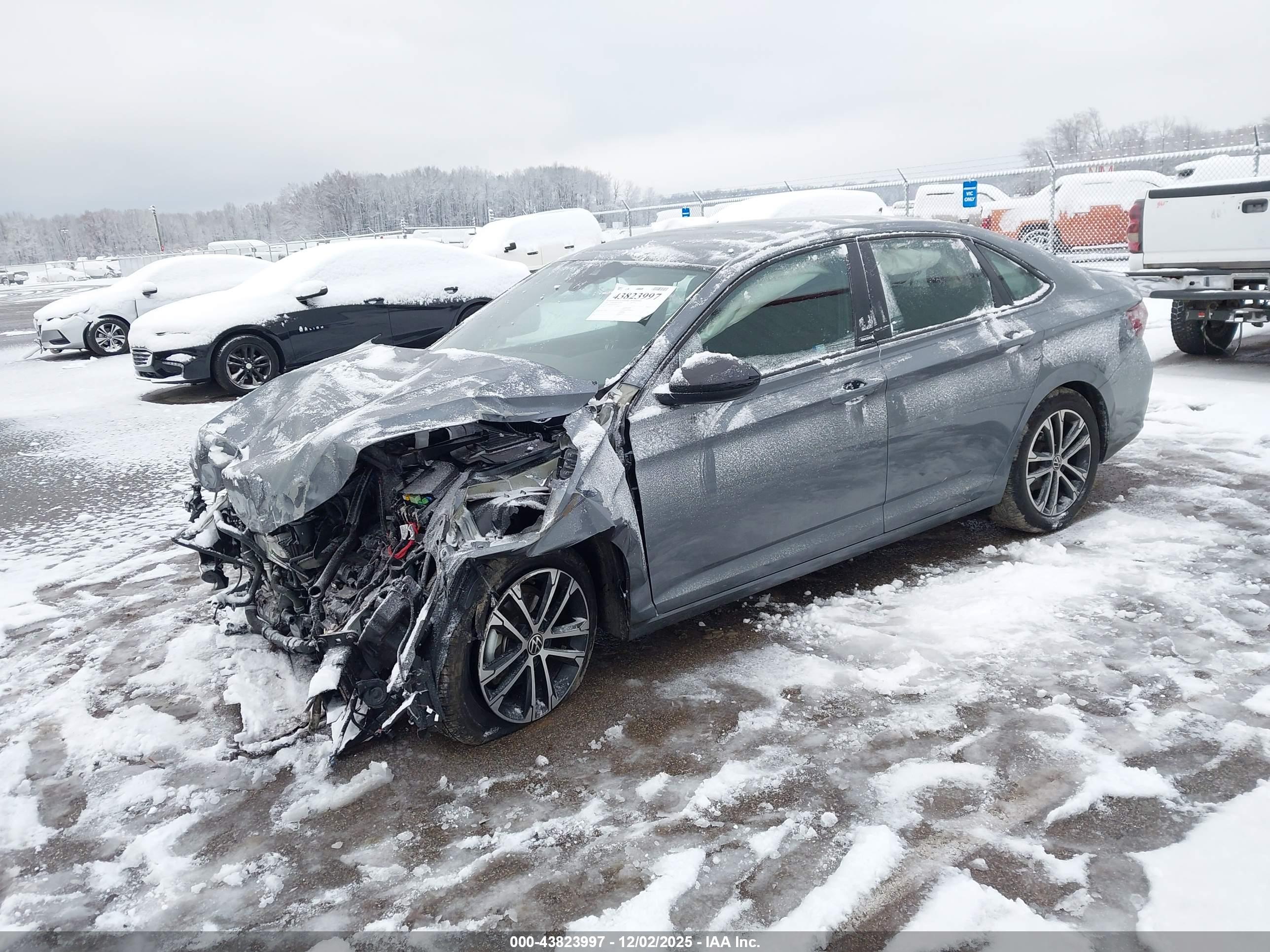 VOLKSWAGEN JETTA image 2