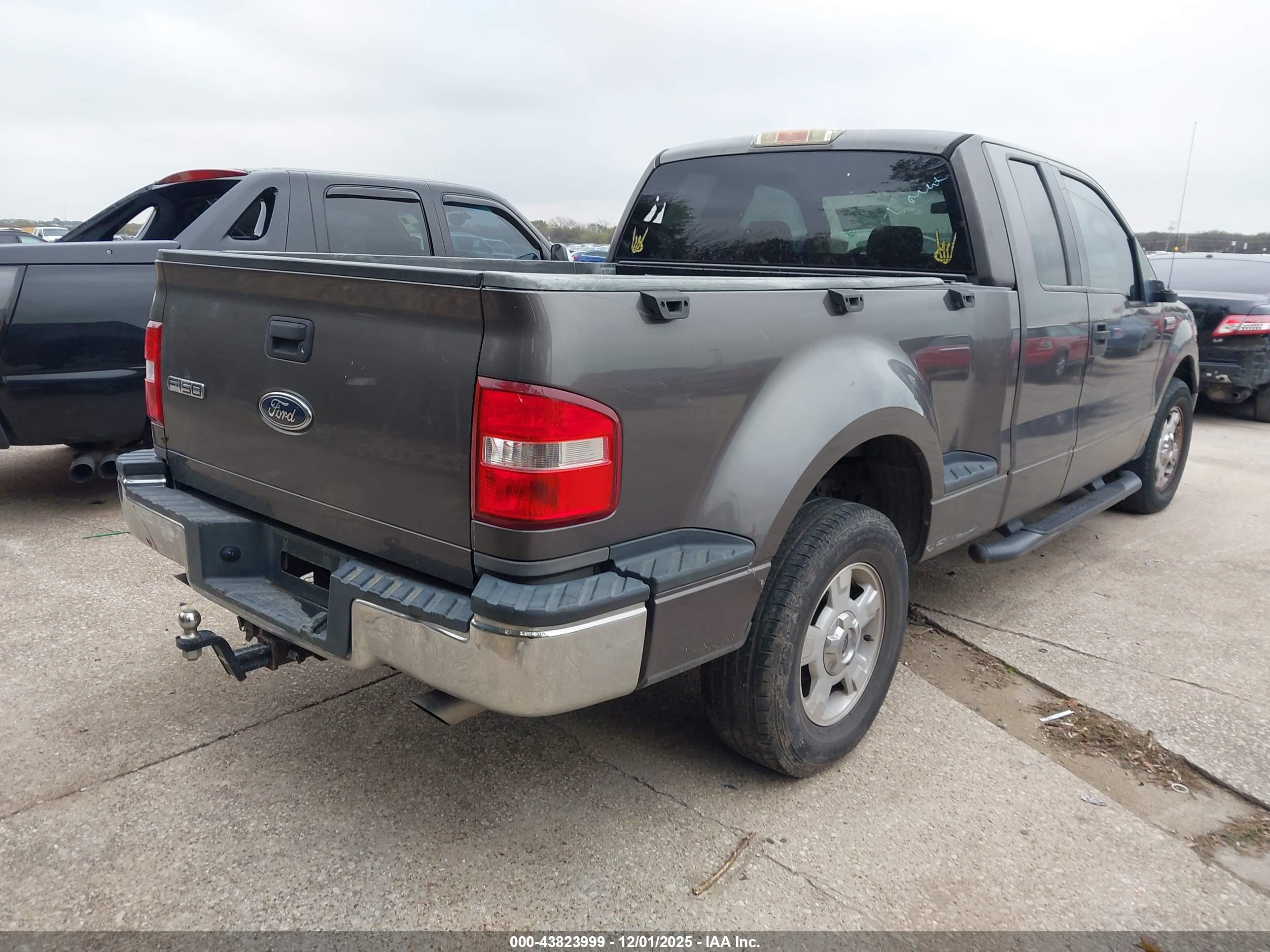 FORD F-150 image 4