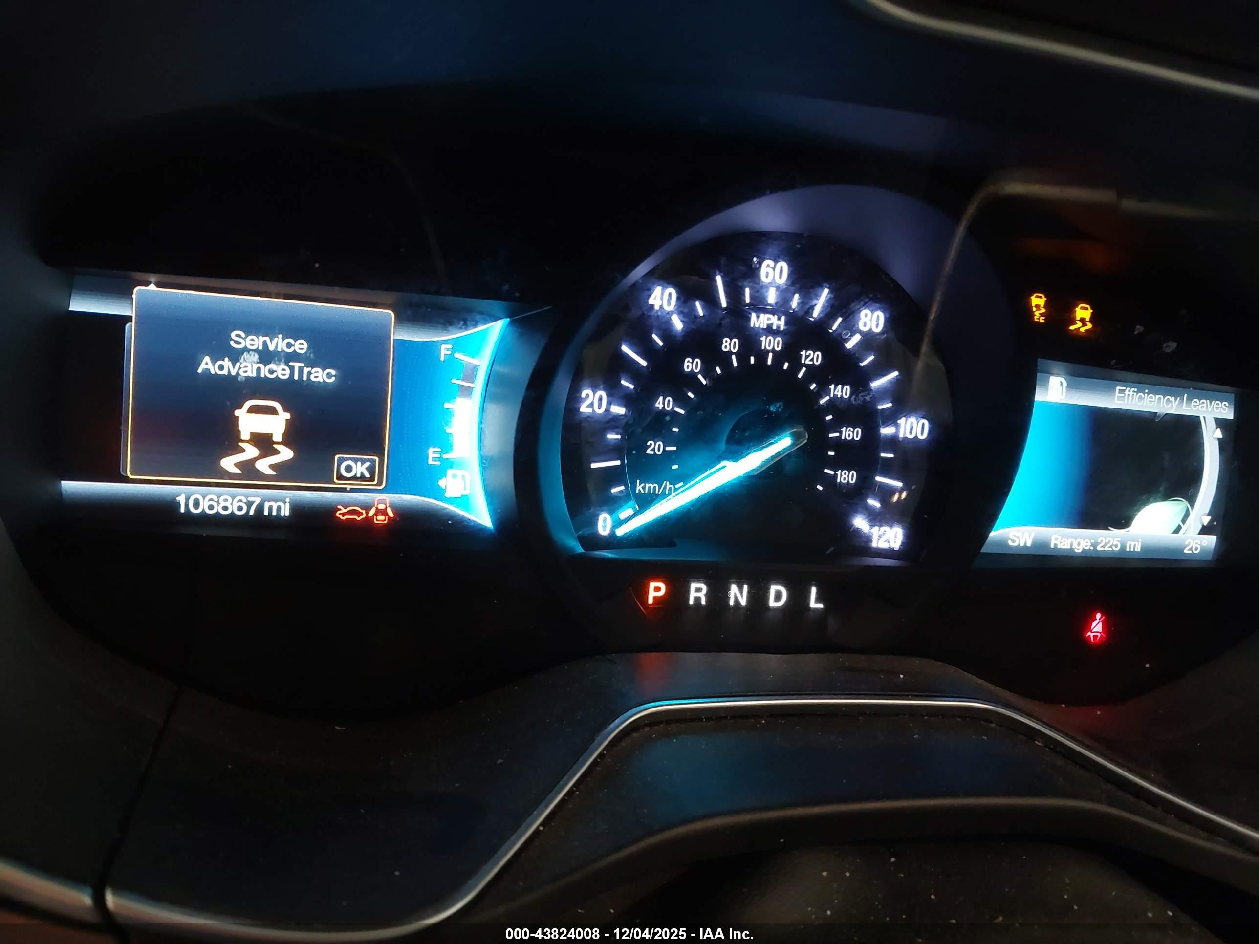 FORD FUSION image 7