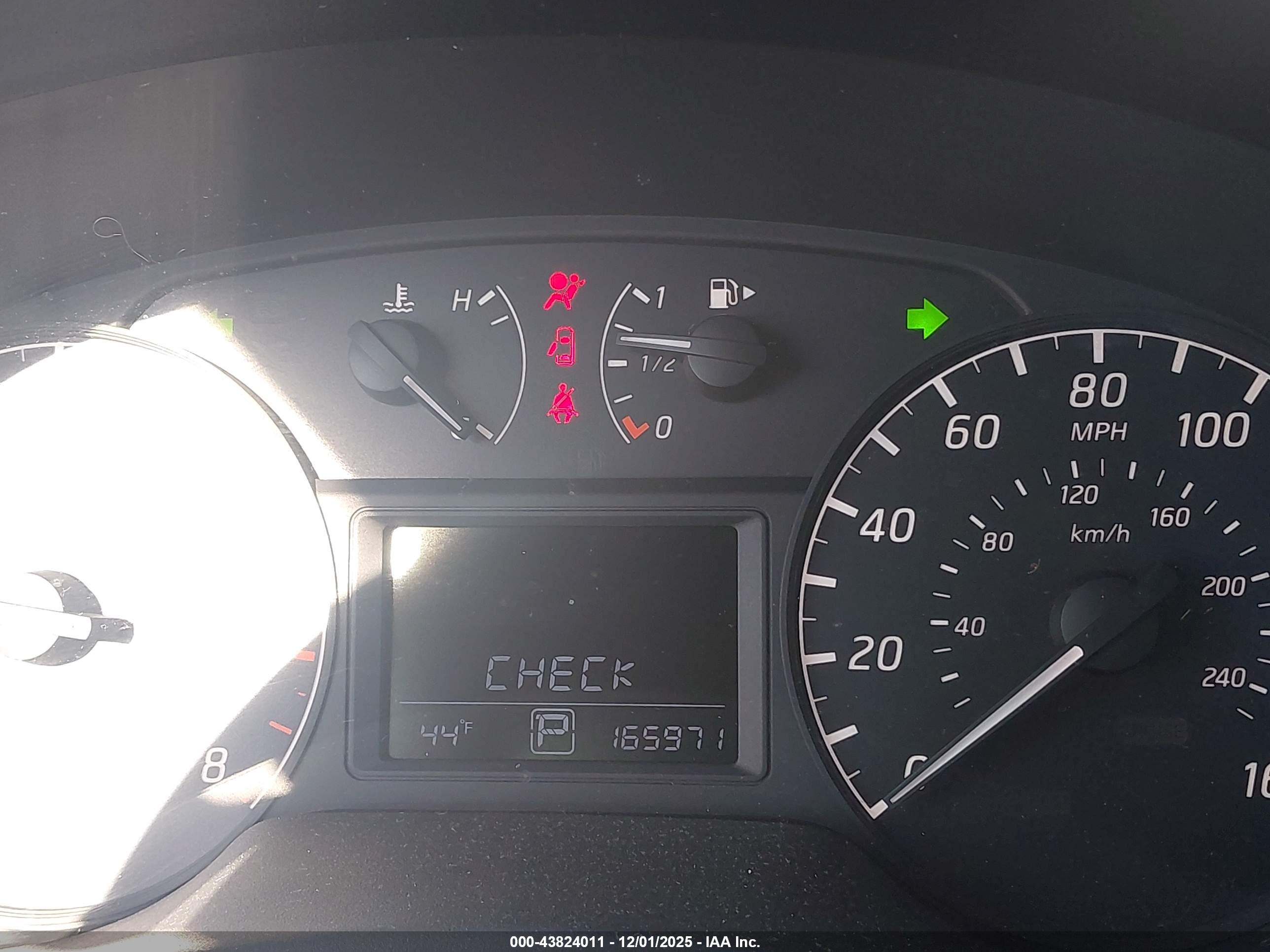 NISSAN SENTRA image 7