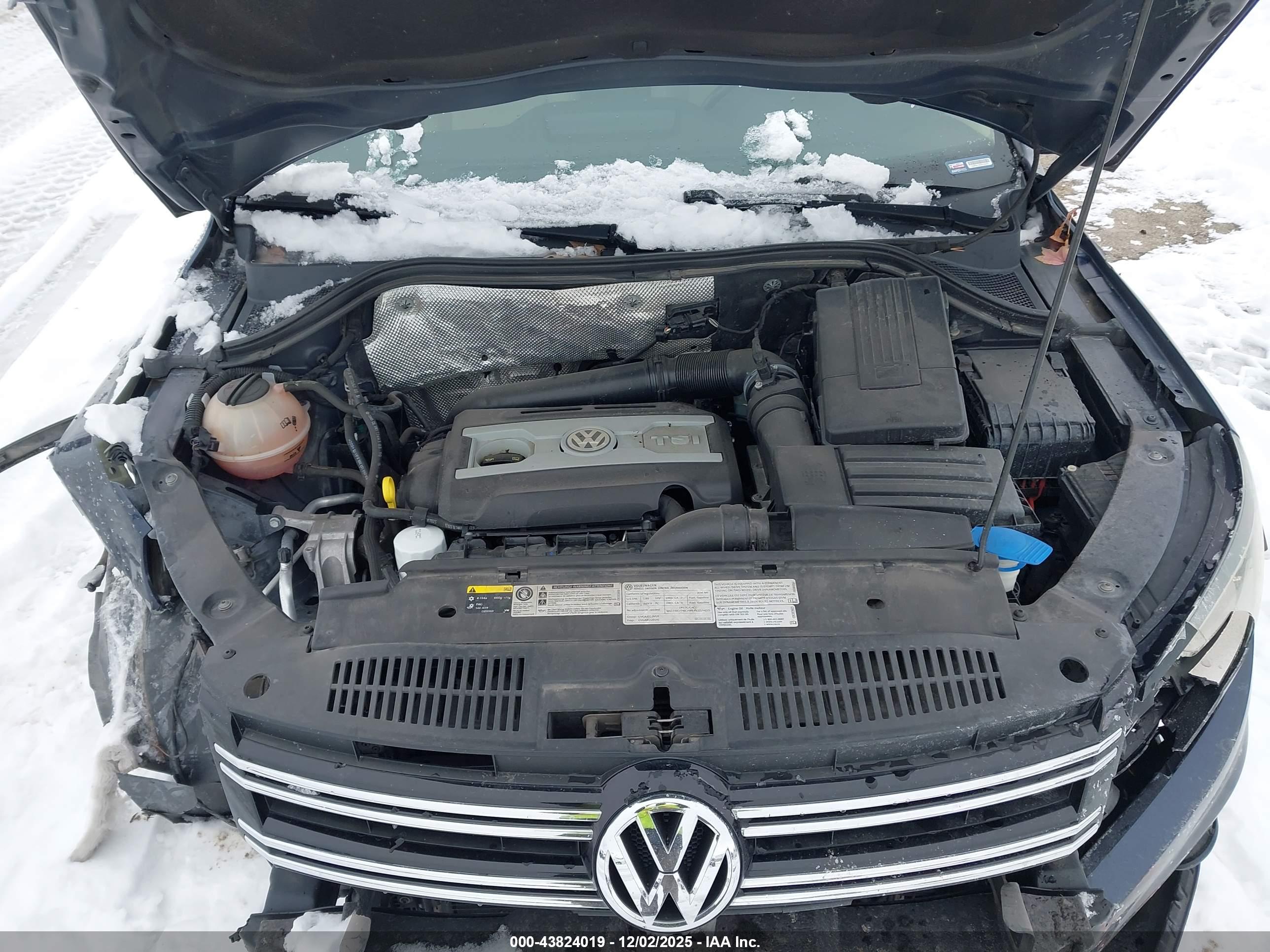 VOLKSWAGEN TIGUAN image 10