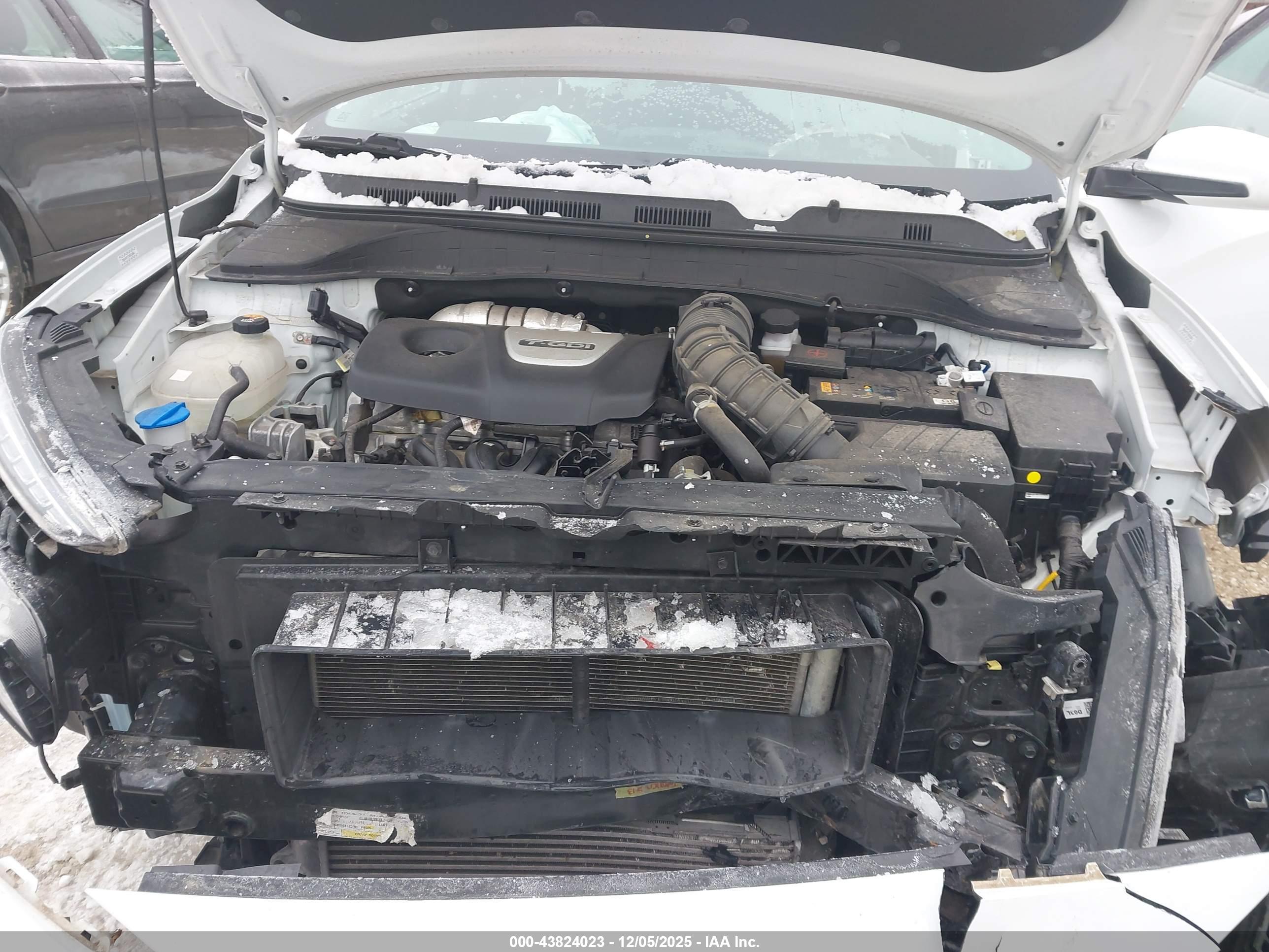 HYUNDAI KONA image 10