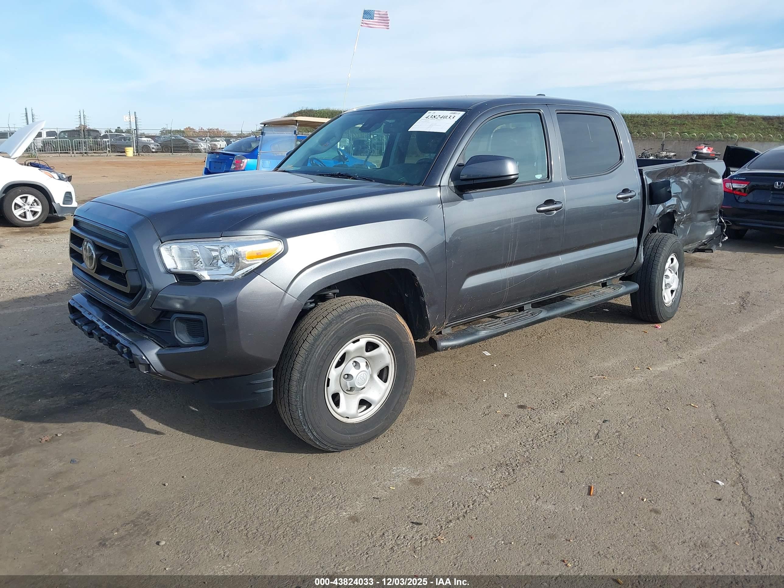 TOYOTA TACOMA image 2