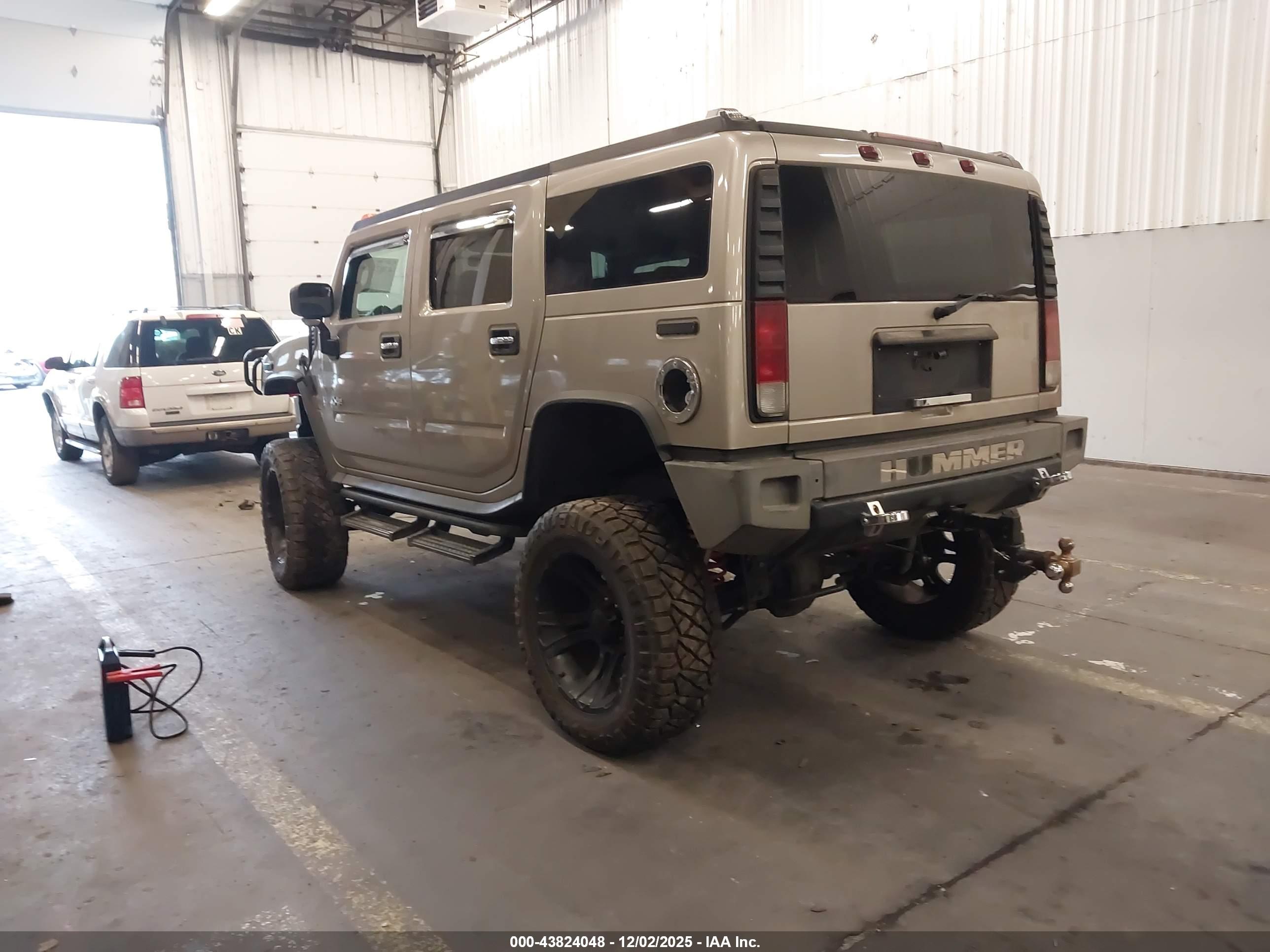 HUMMER H2 image 3