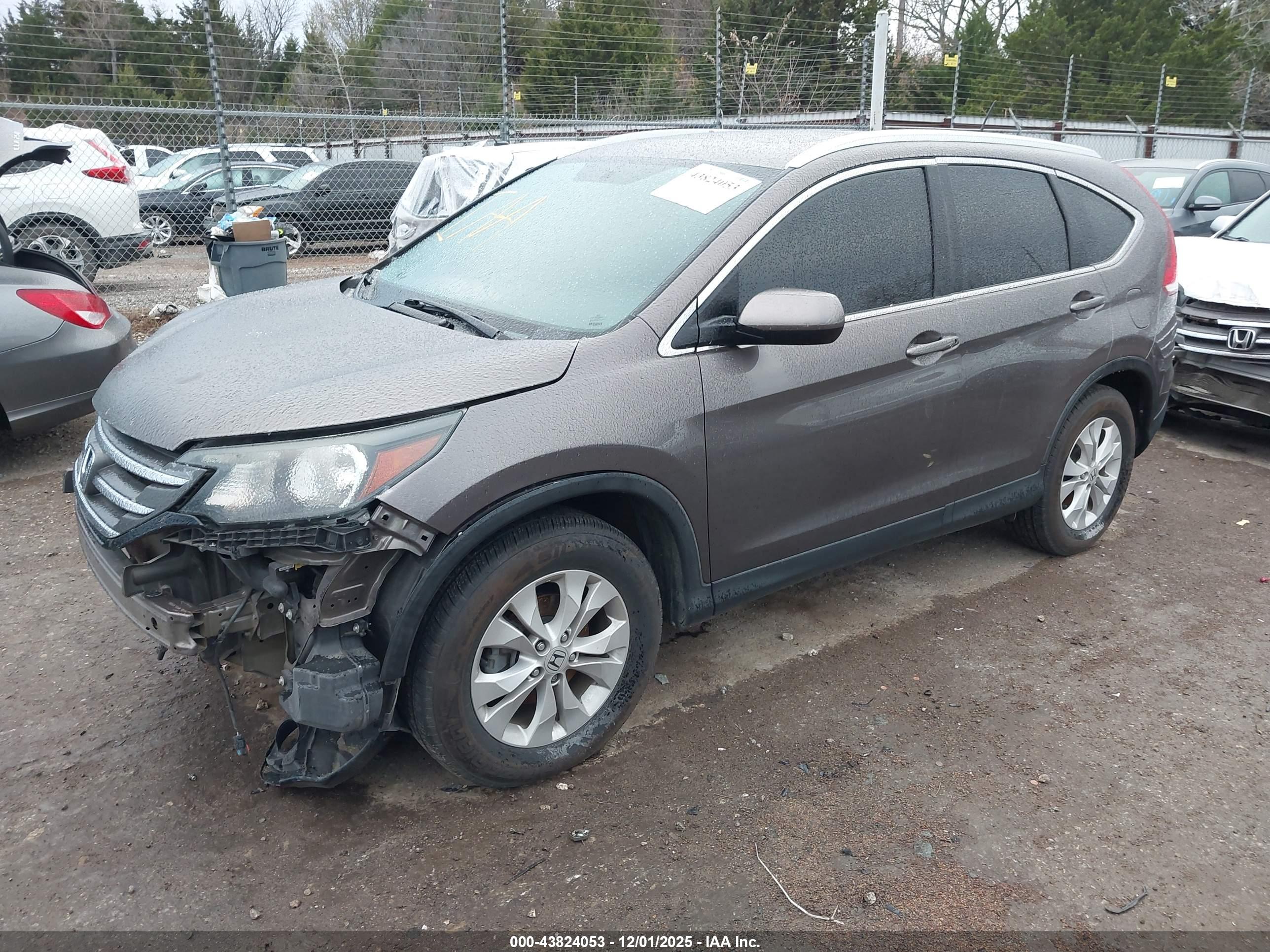 HONDA CR-V image 2