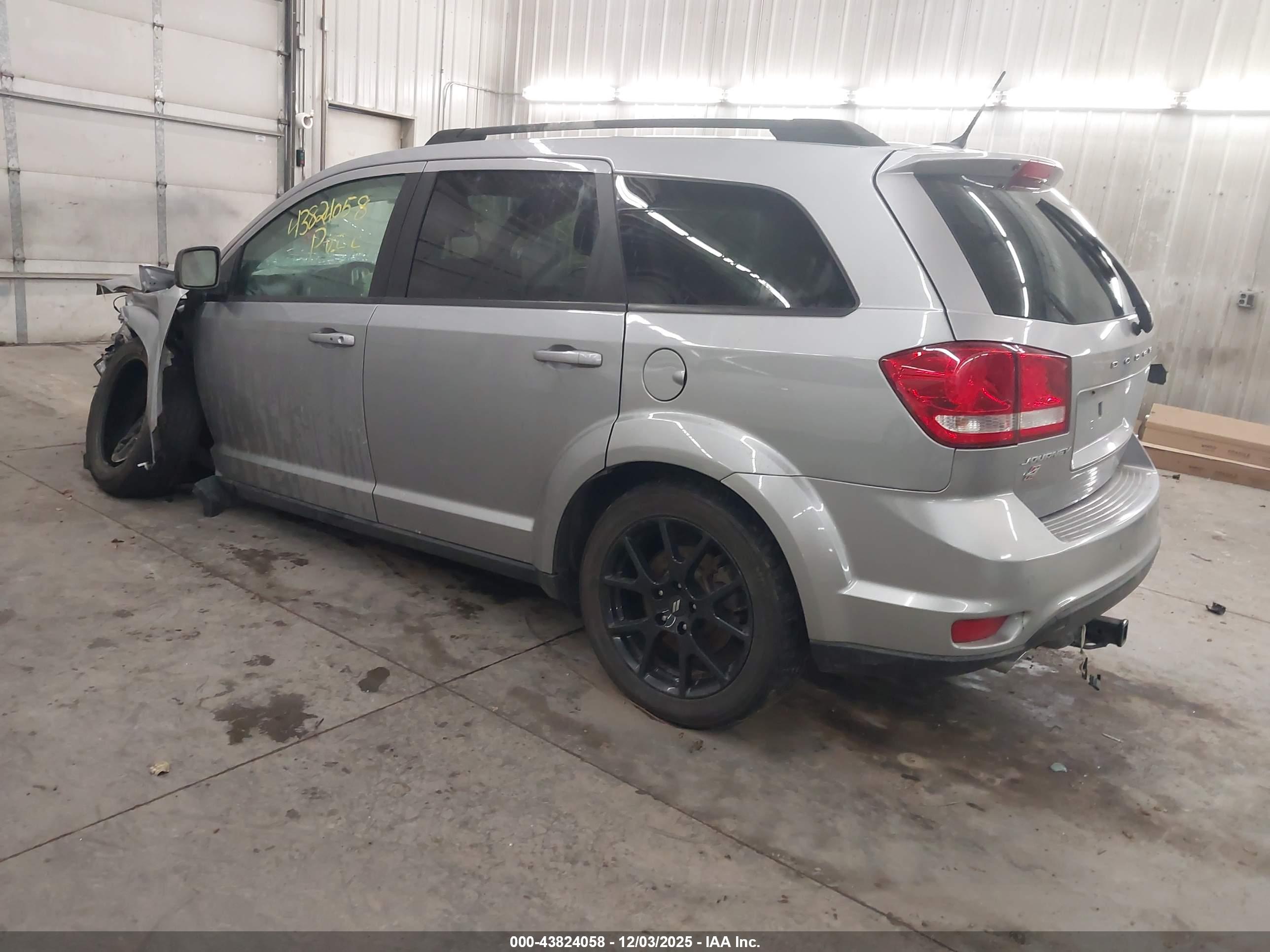 DODGE JOURNEY image 3