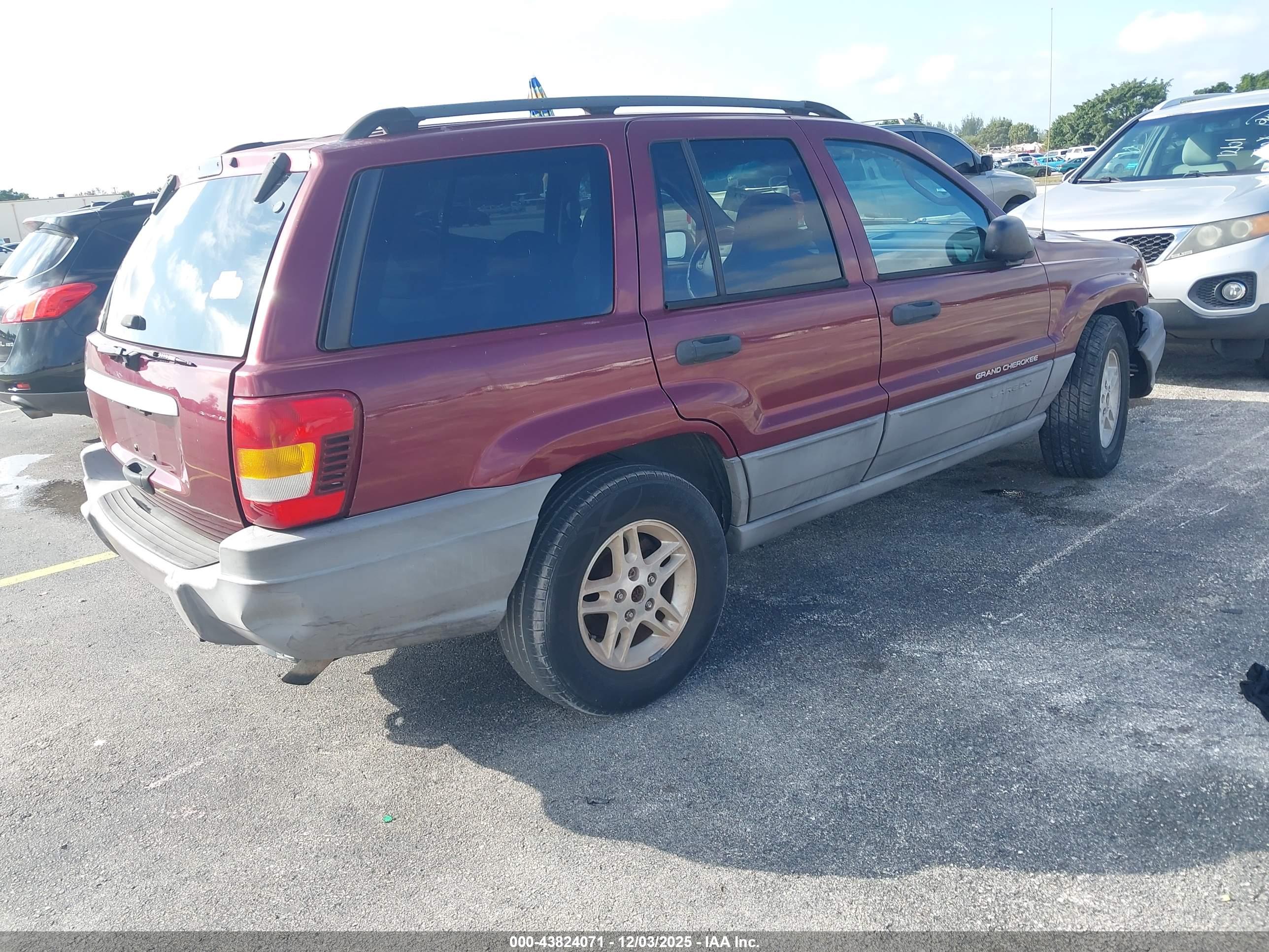 JEEP GRAND image 4