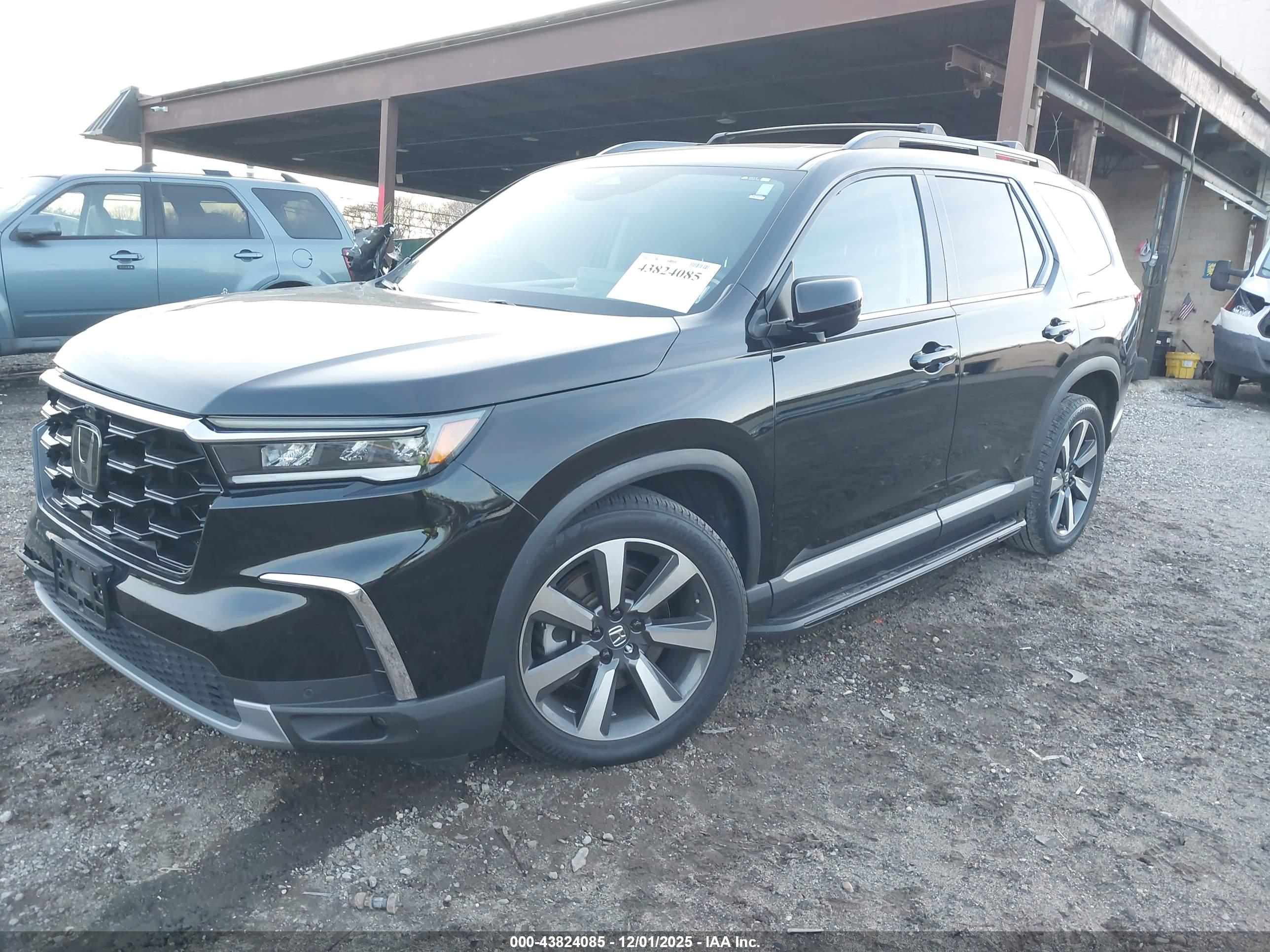 HONDA PILOT image 2