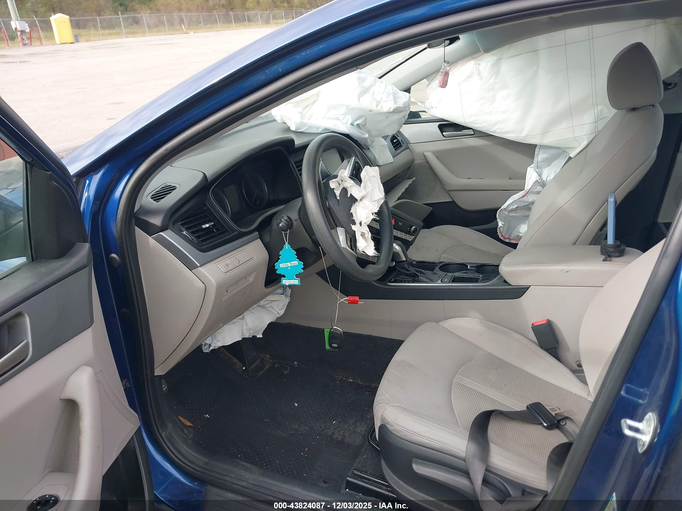 HYUNDAI SONATA image 5