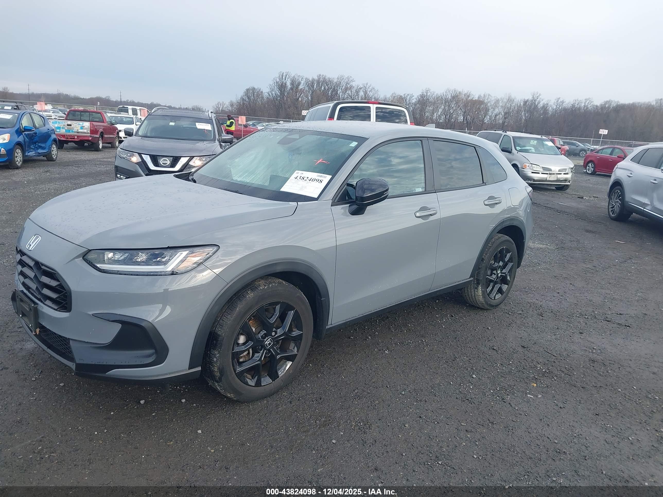 HONDA HR-V image 2