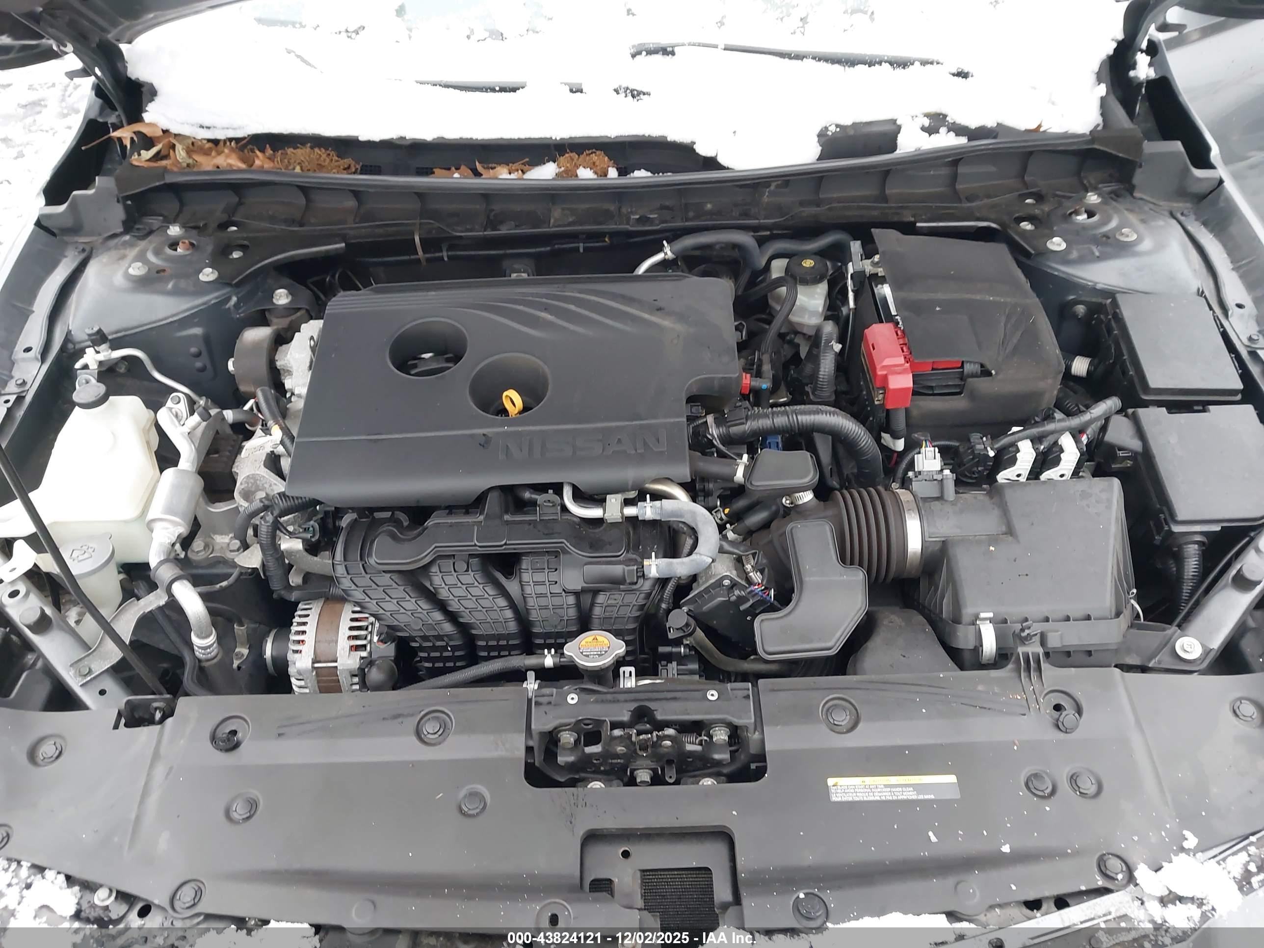 NISSAN ALTIMA image 10