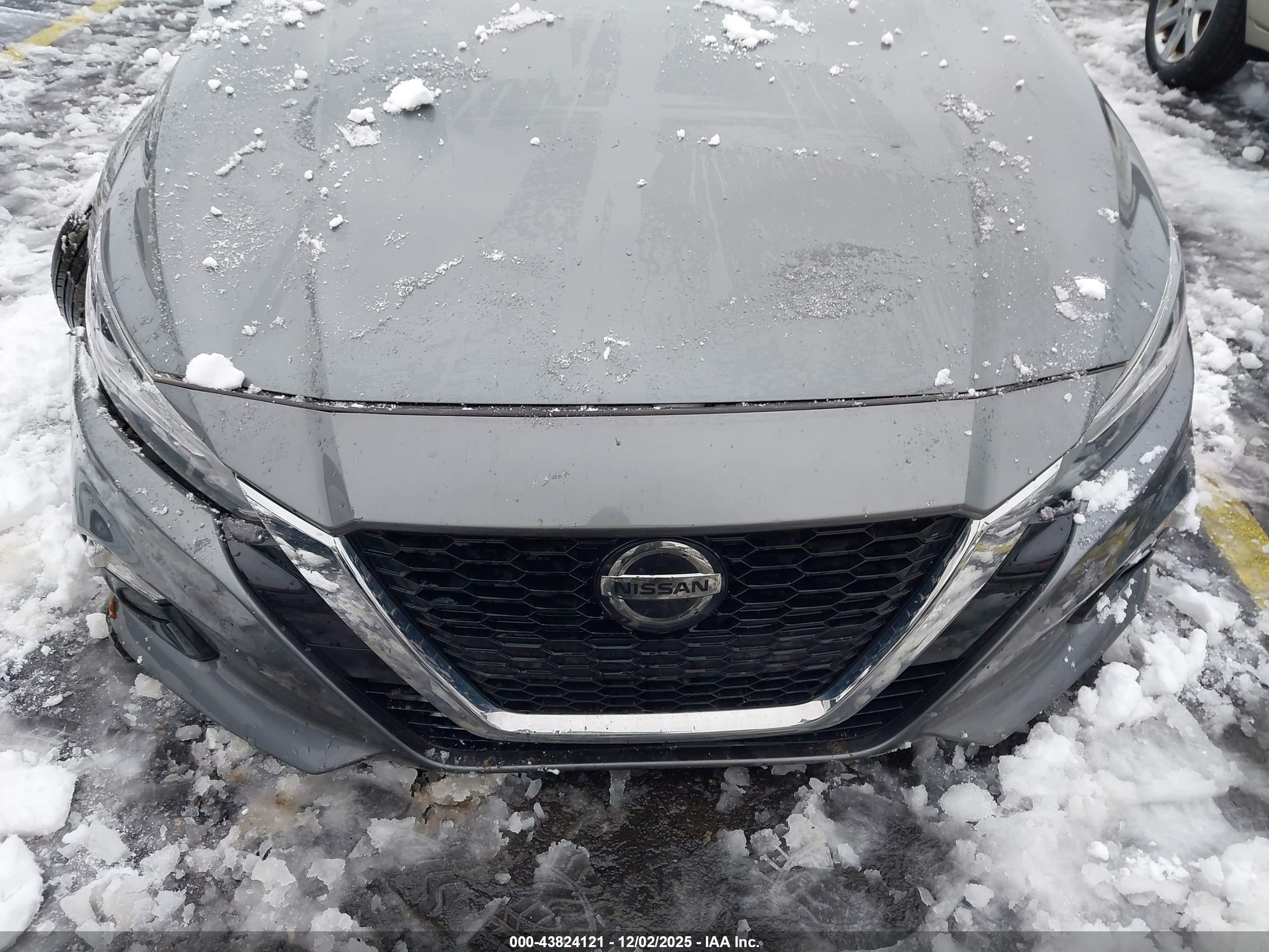 NISSAN ALTIMA image 6