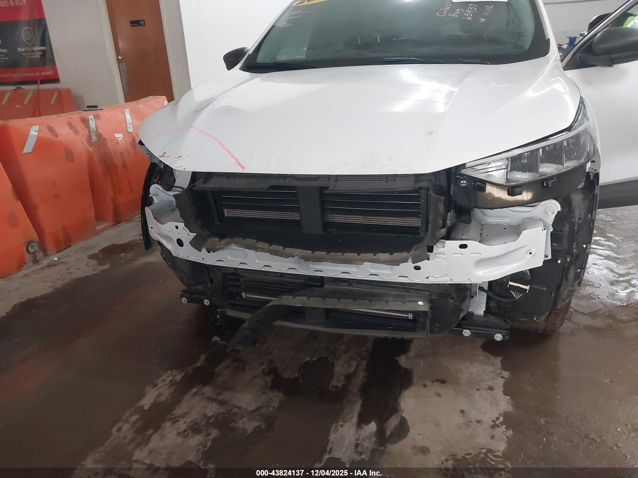 FORD ESCAPE image 6