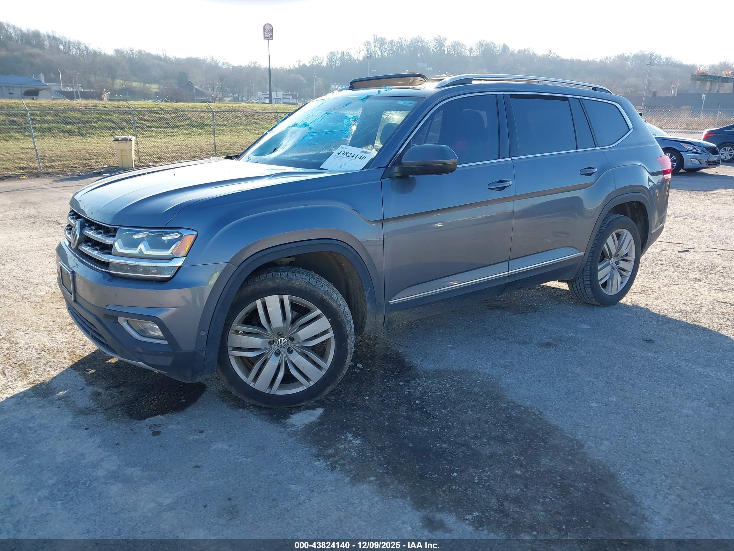 VOLKSWAGEN ATLAS image 2