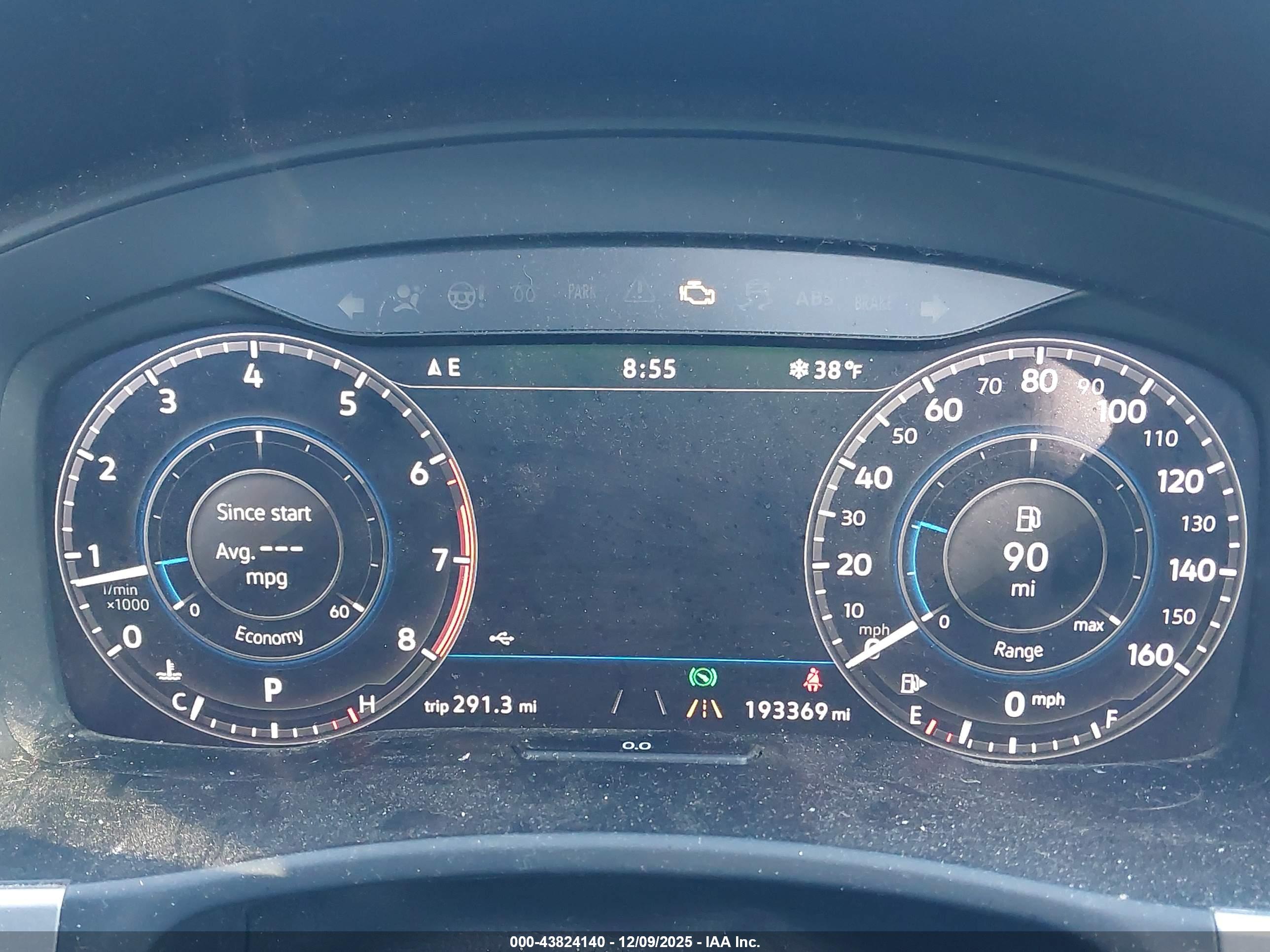 VOLKSWAGEN ATLAS image 7