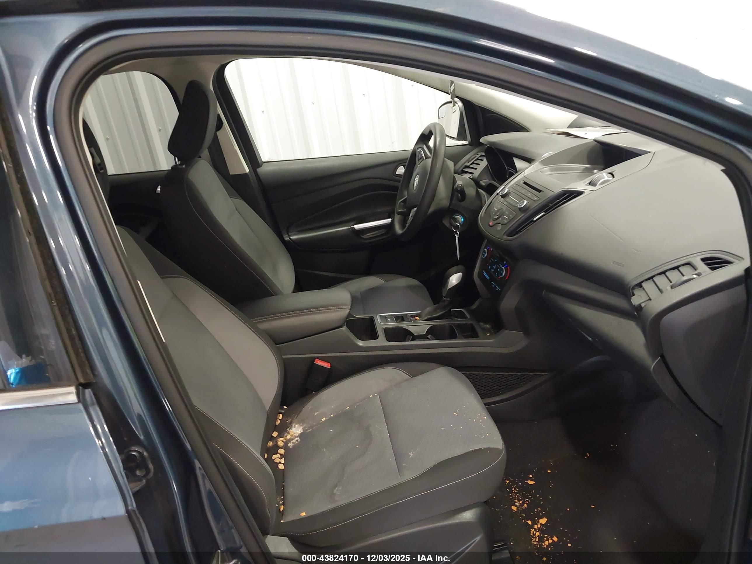 FORD ESCAPE image 5