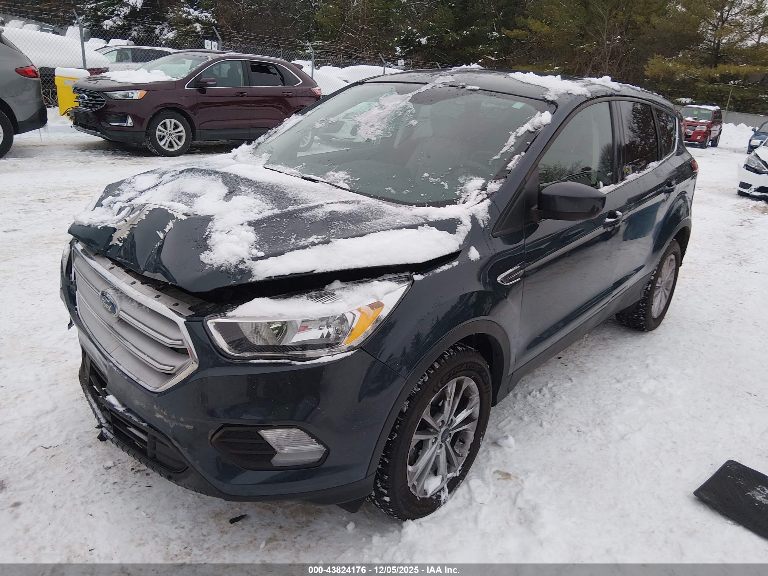 FORD ESCAPE image 2