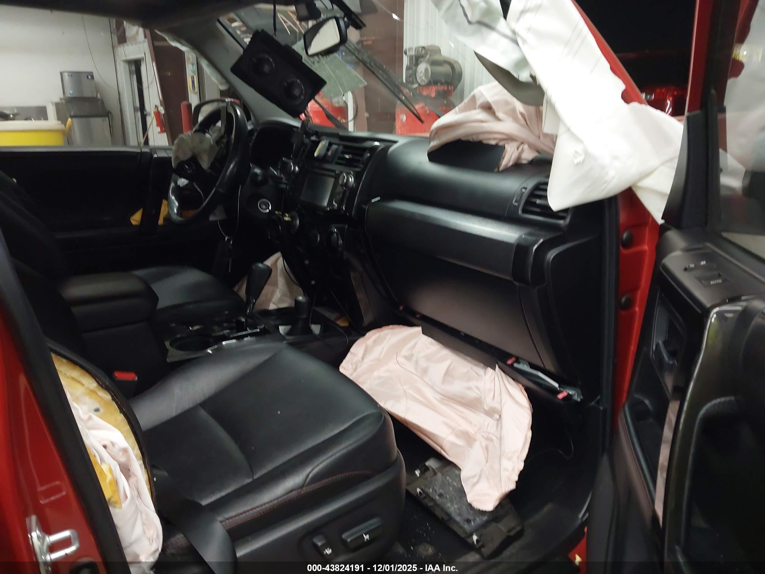 TOYOTA 4RUNNER image 5