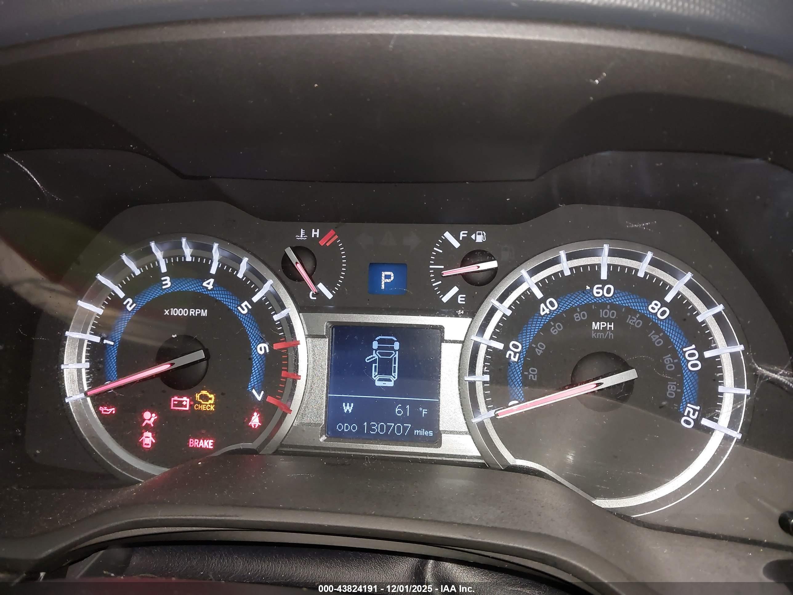 TOYOTA 4RUNNER image 7