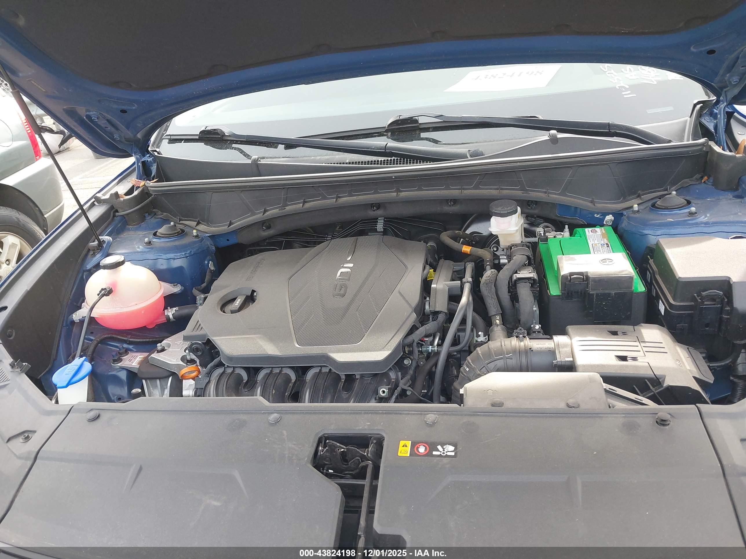 HYUNDAI TUCSON image 10