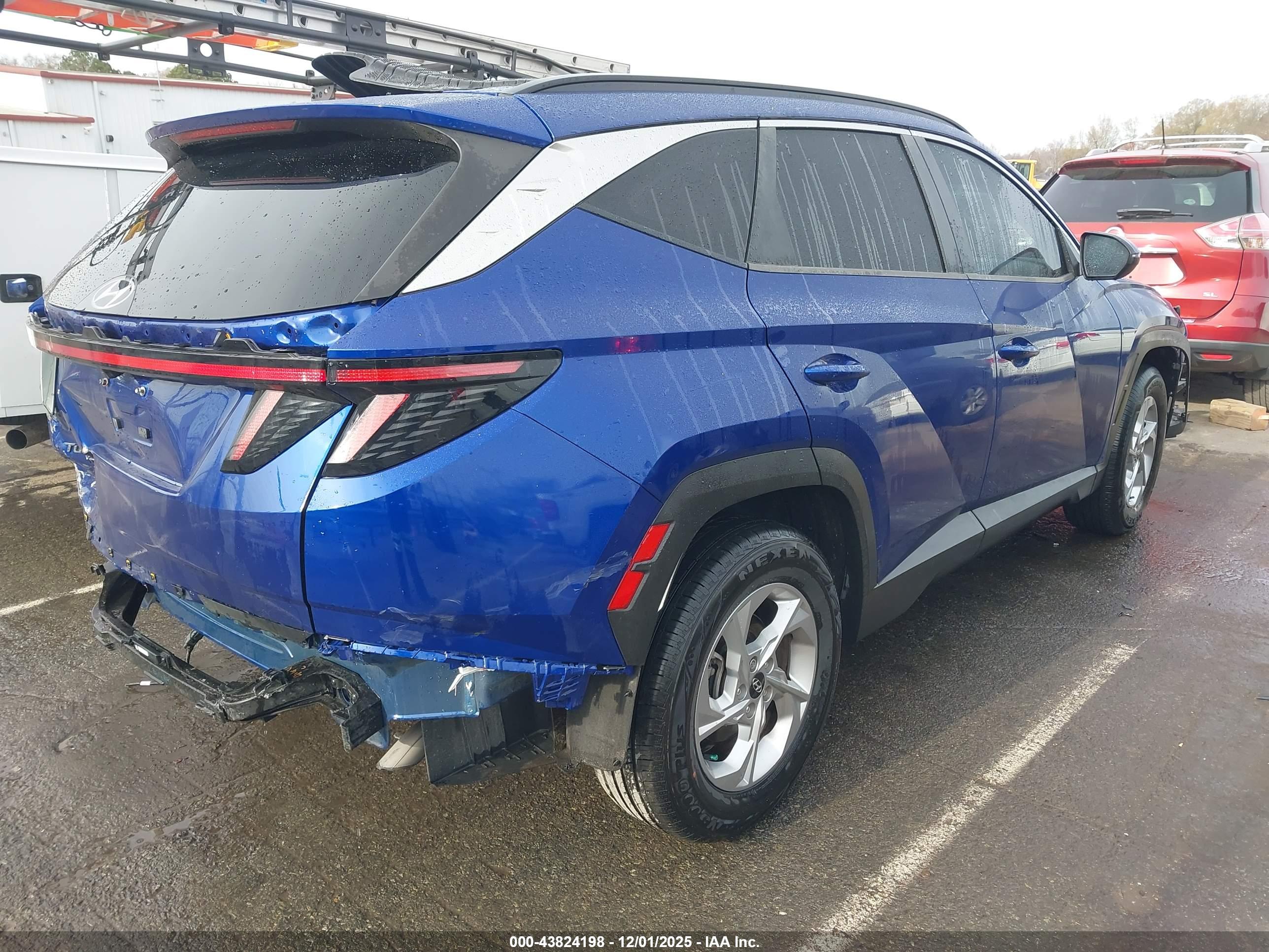 HYUNDAI TUCSON image 4