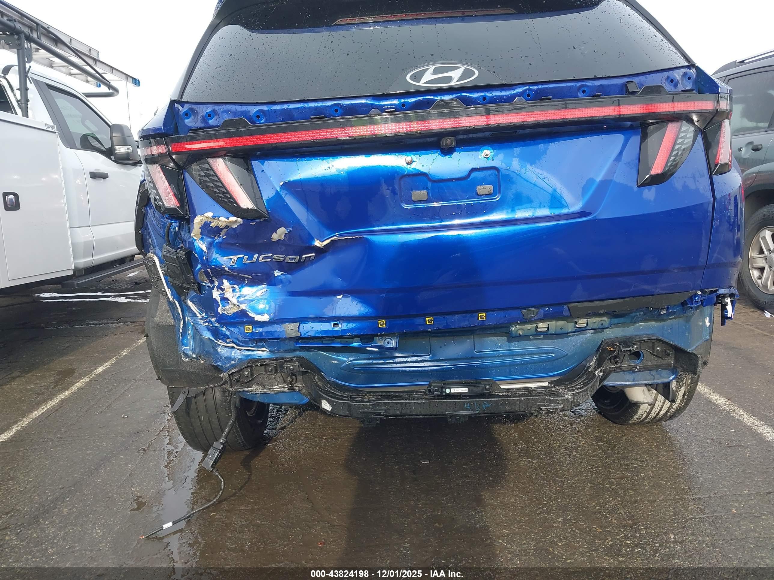 HYUNDAI TUCSON image 6