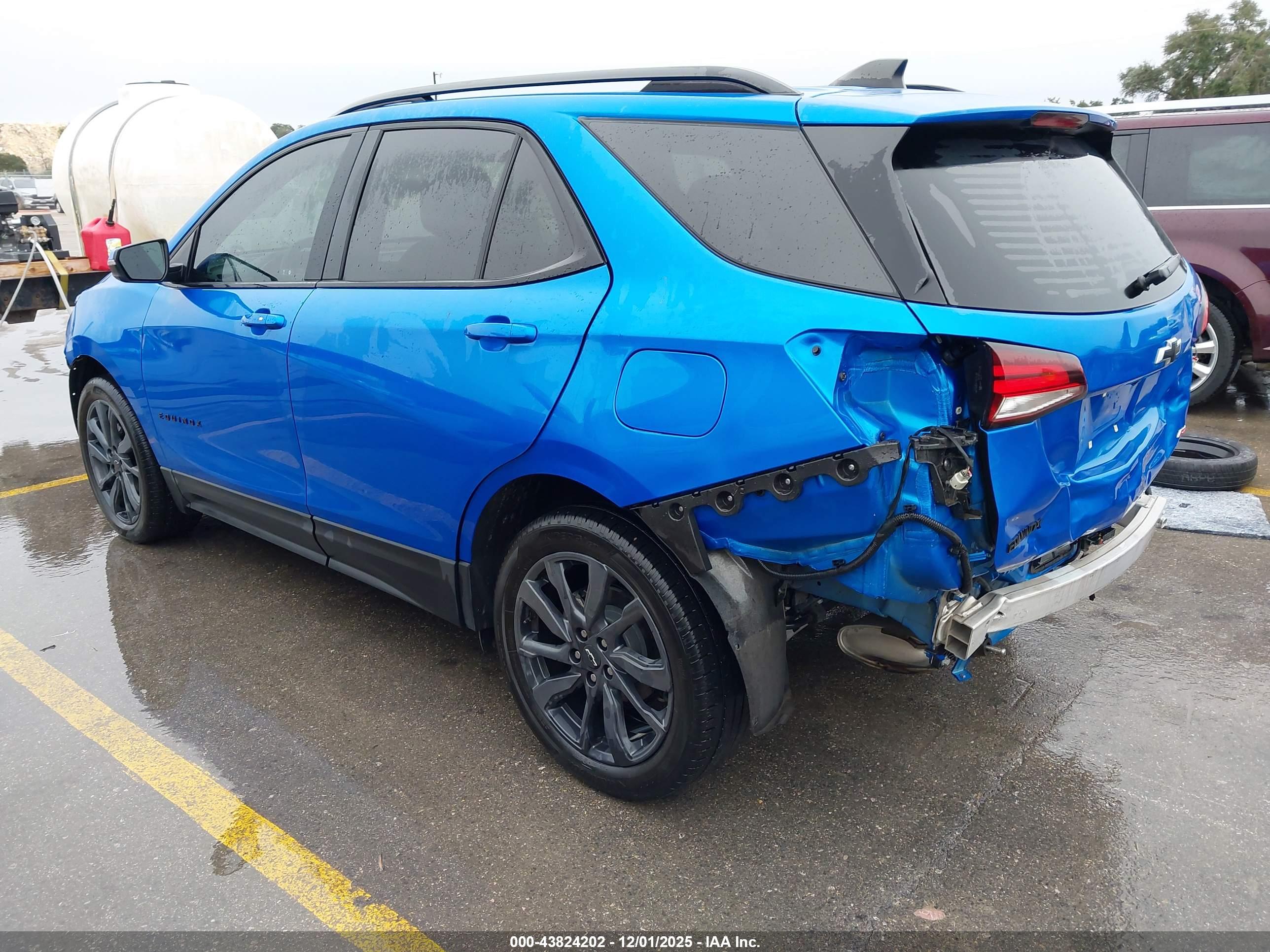 CHEVROLET EQUINOX image 3