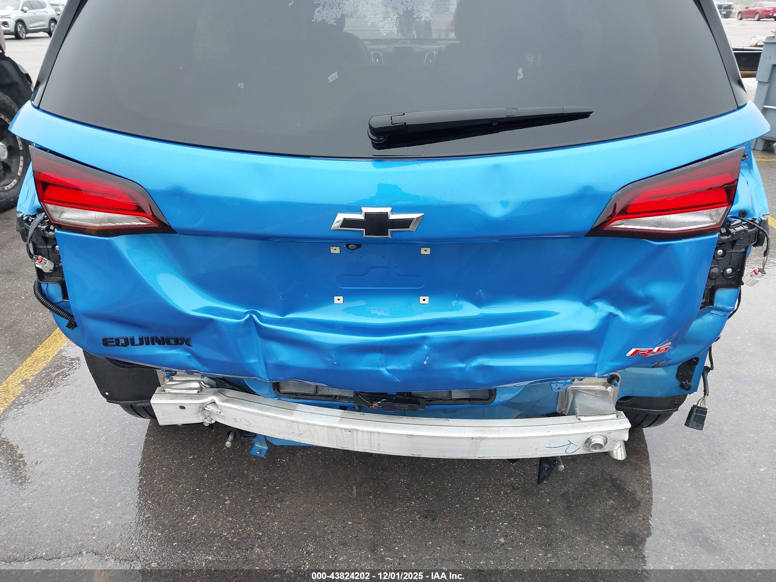 CHEVROLET EQUINOX image 6
