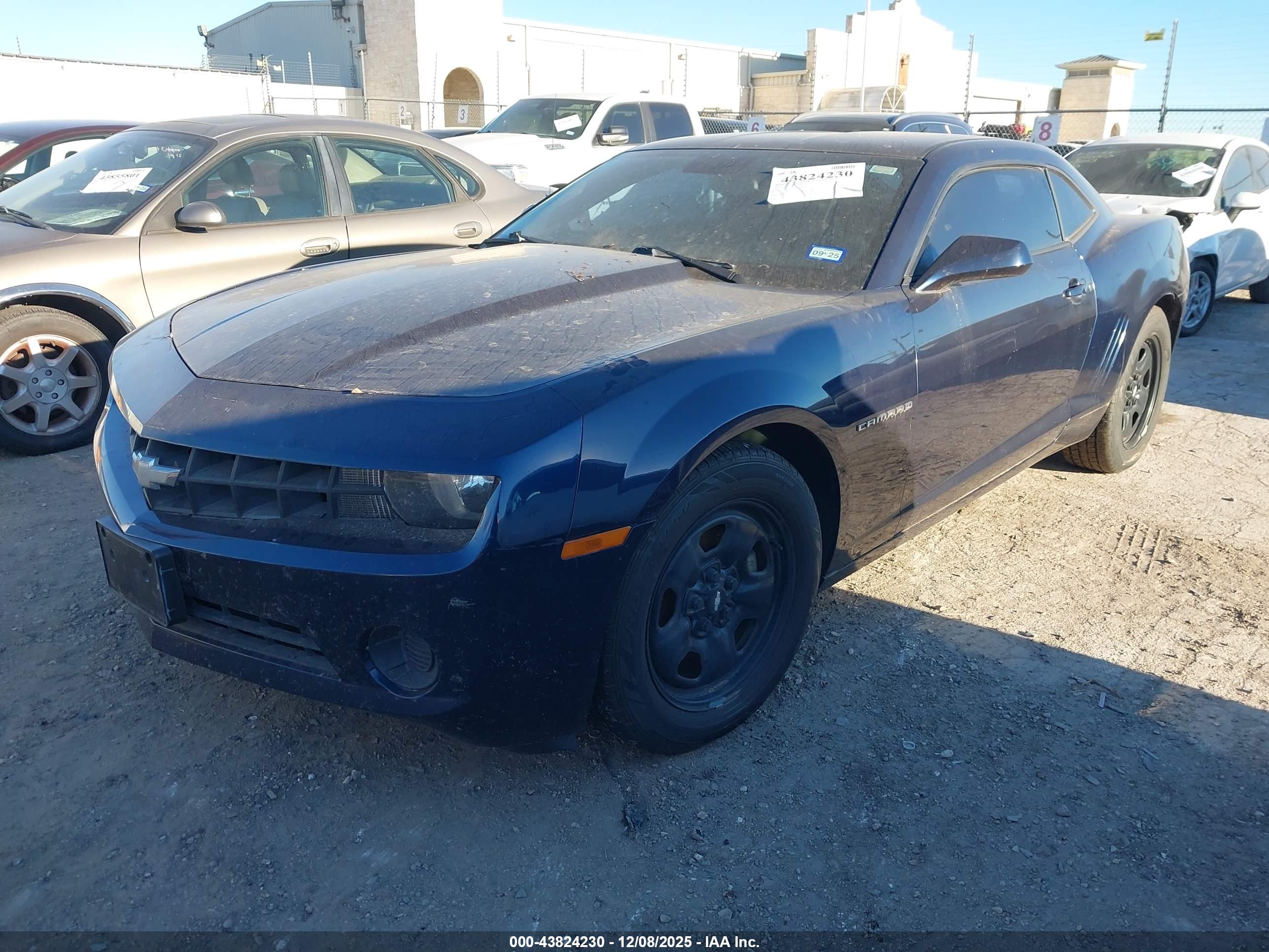 CHEVROLET CAMARO image 2