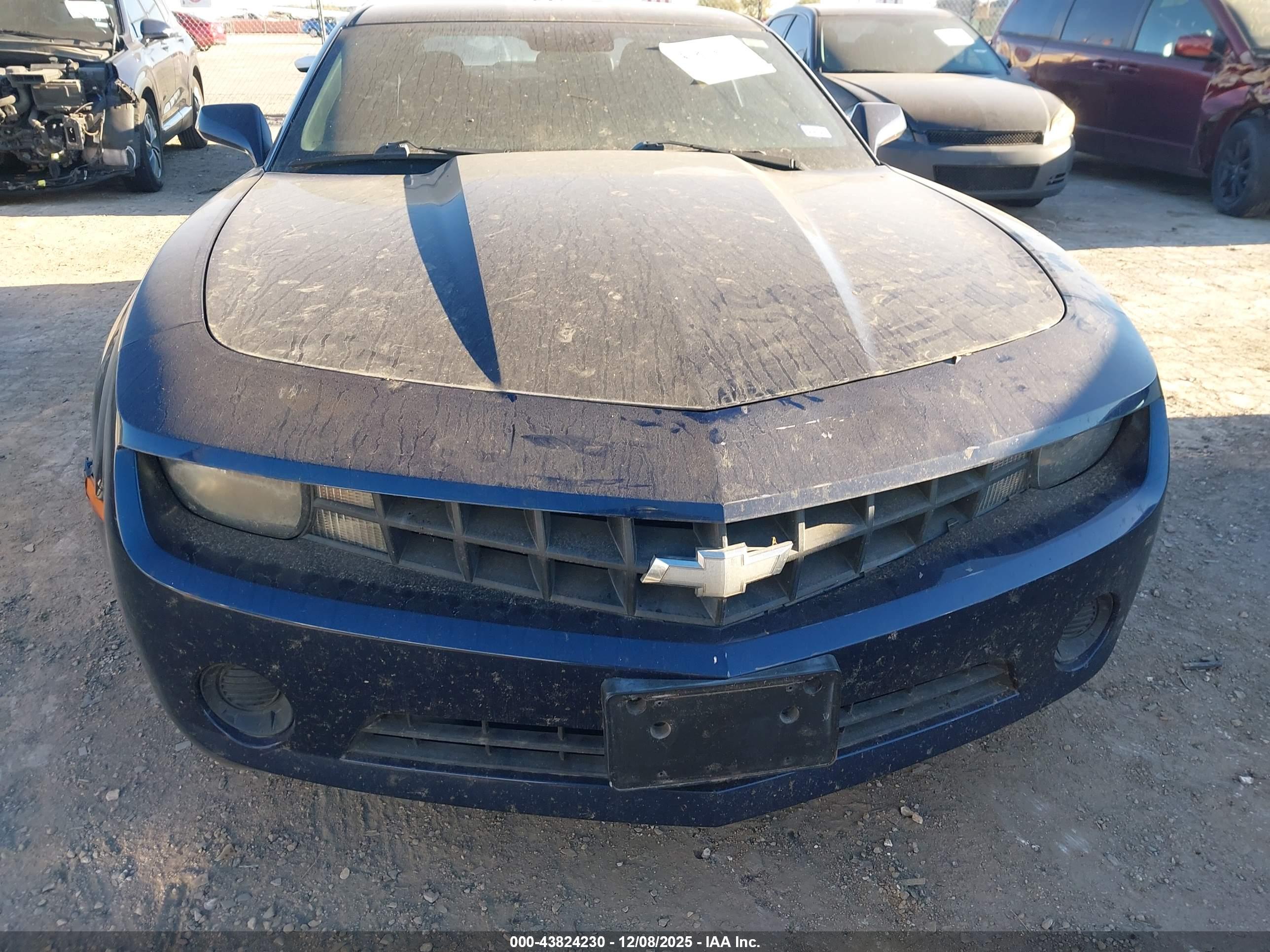 CHEVROLET CAMARO image 6