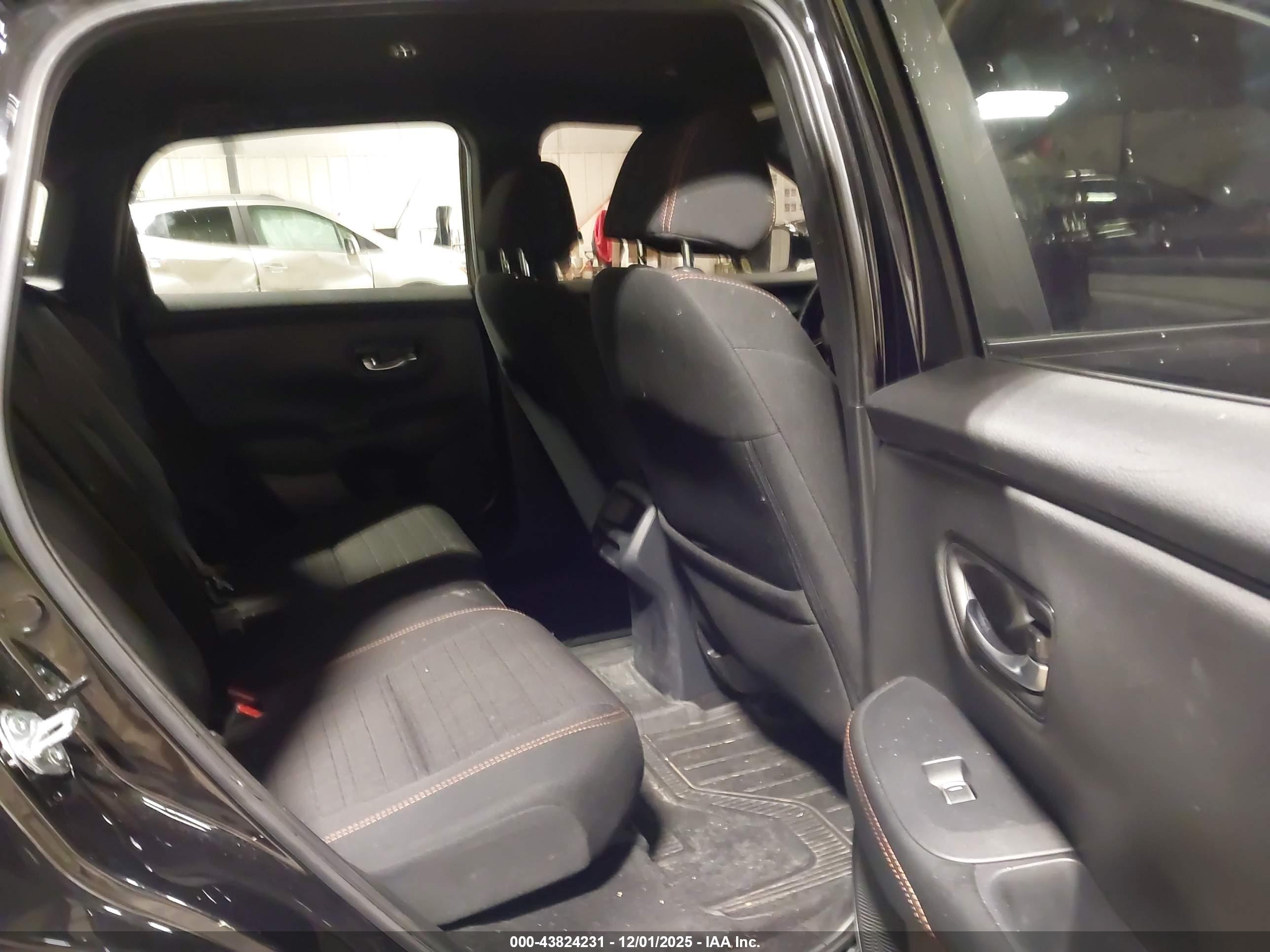 HONDA HR-V image 8