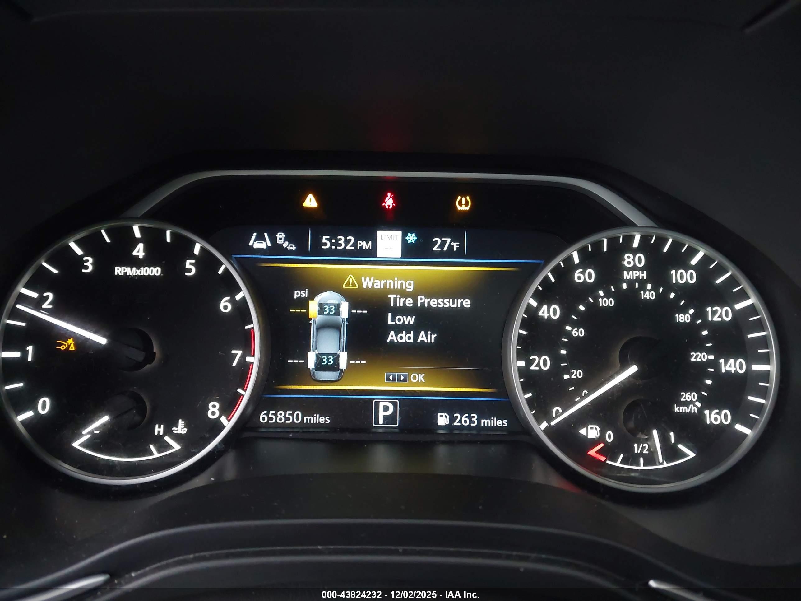 NISSAN MAXIMA image 7