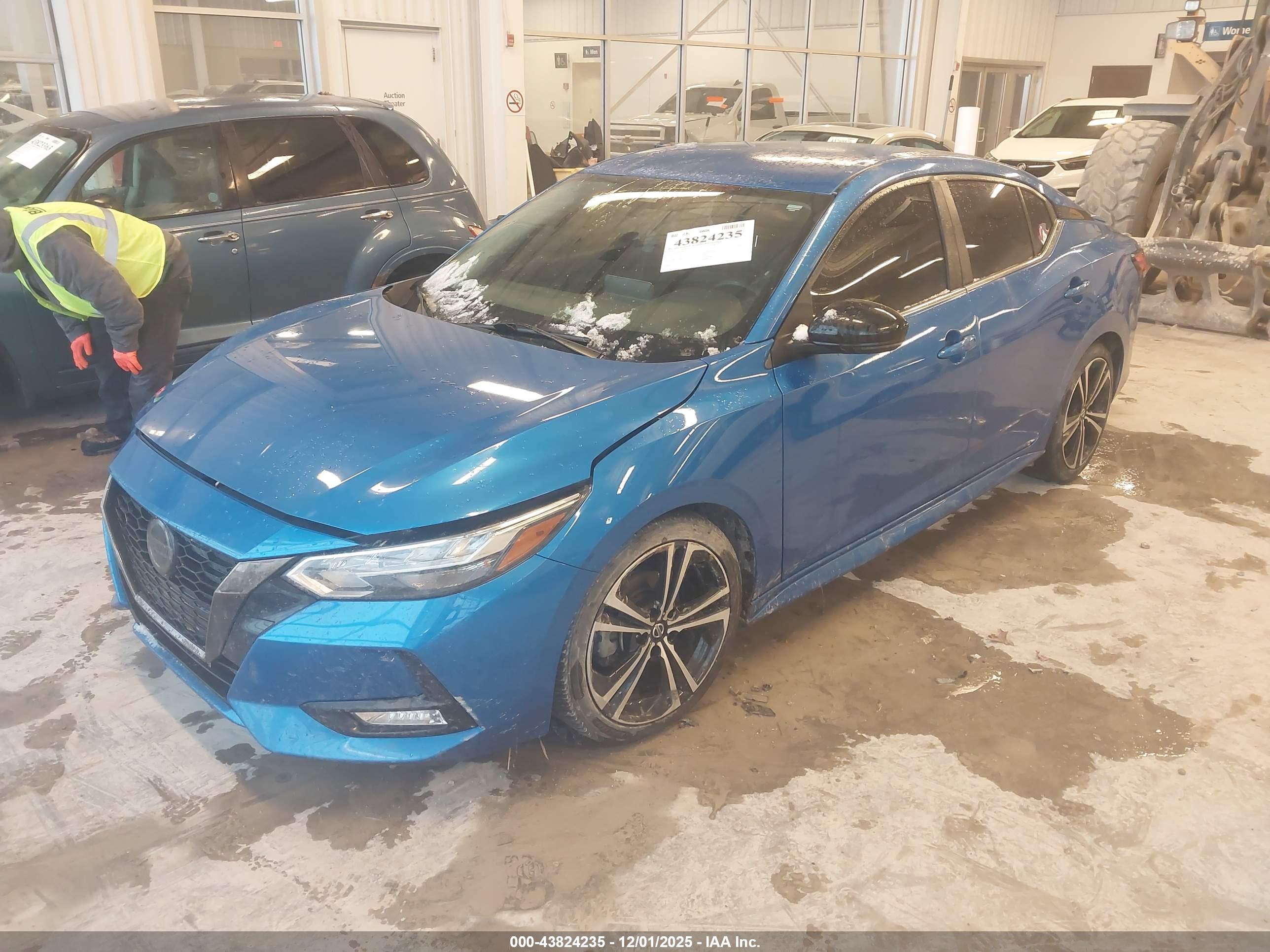 NISSAN SENTRA image 2