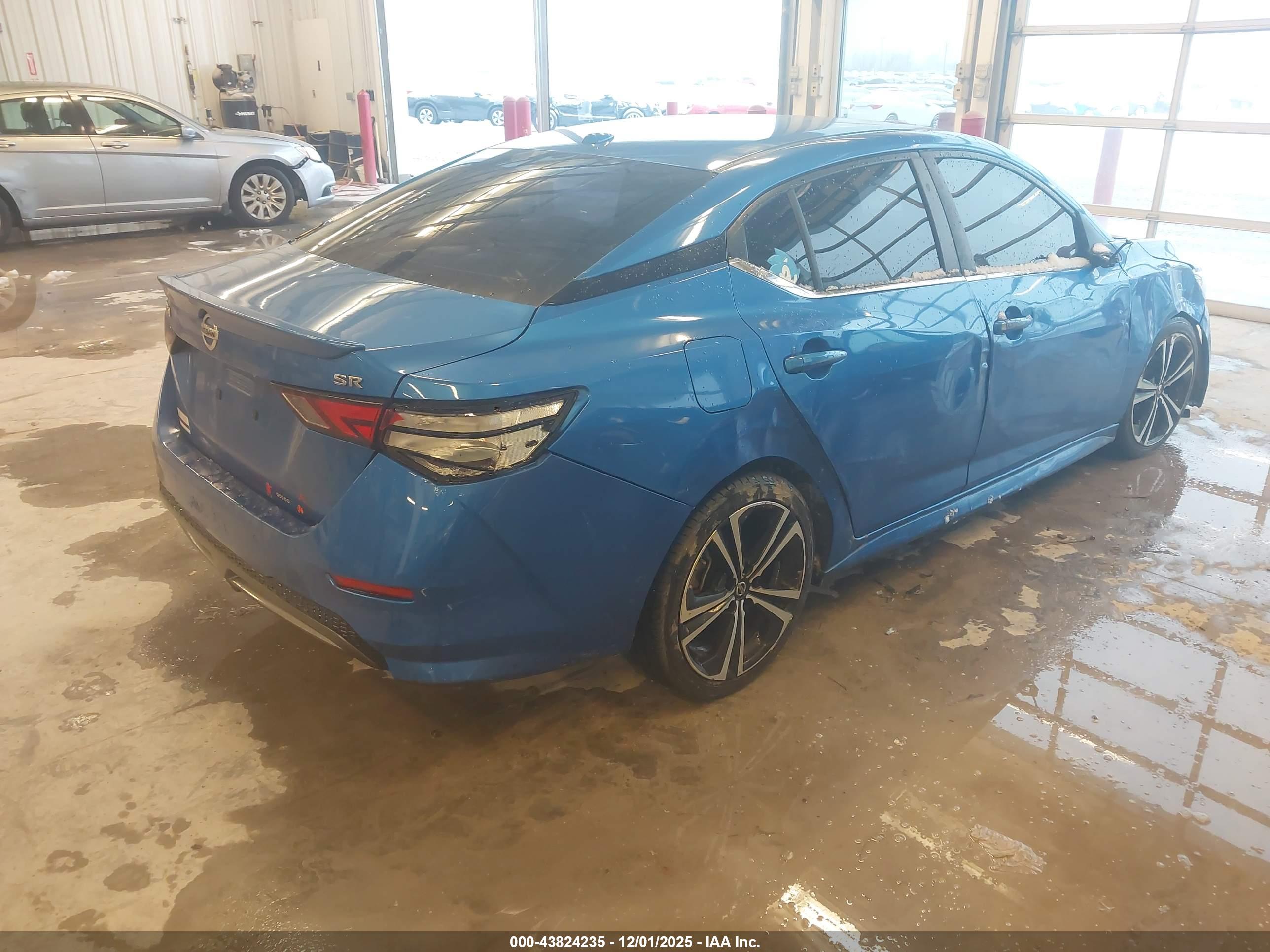 NISSAN SENTRA image 4