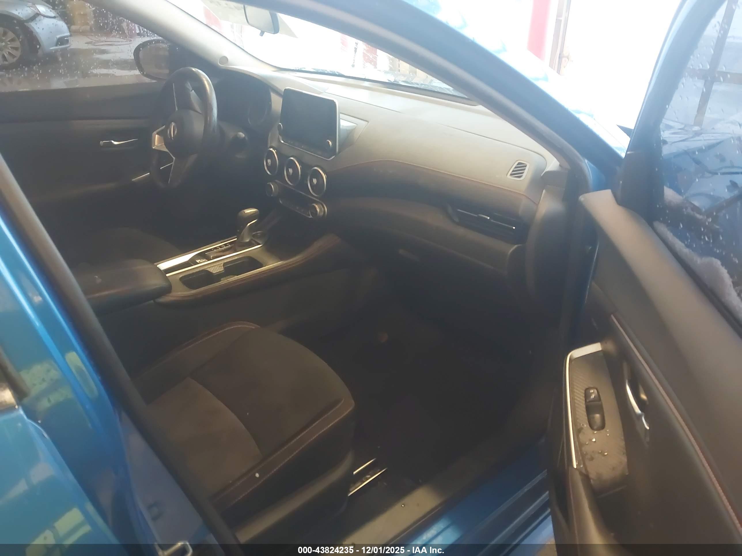NISSAN SENTRA image 5