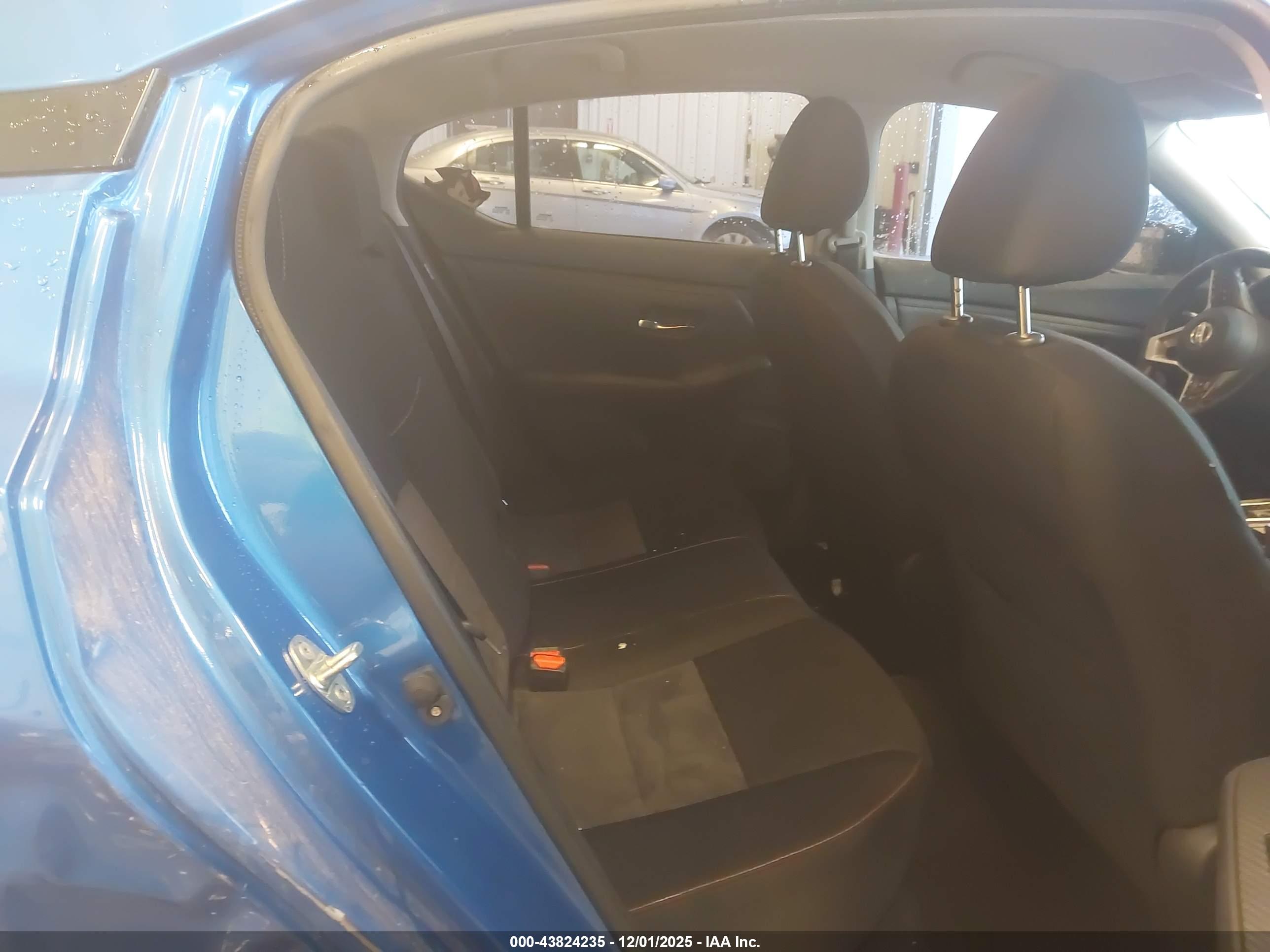 NISSAN SENTRA image 8