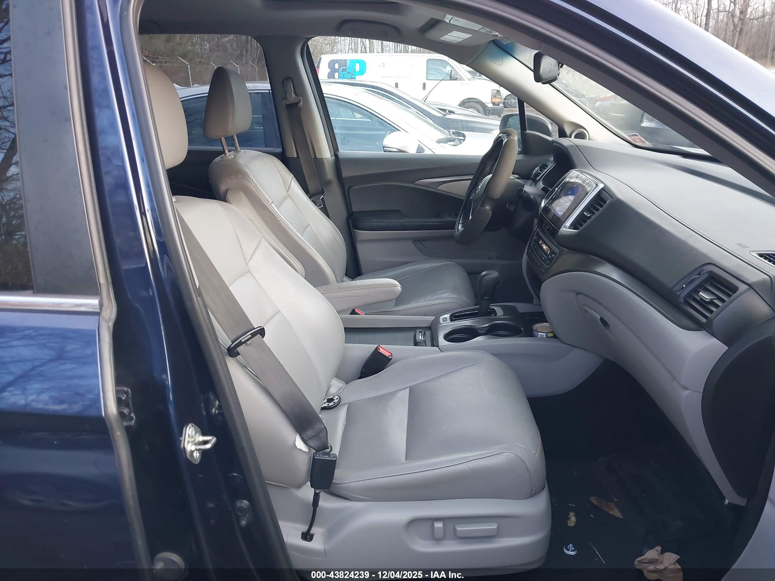 HONDA PILOT image 5