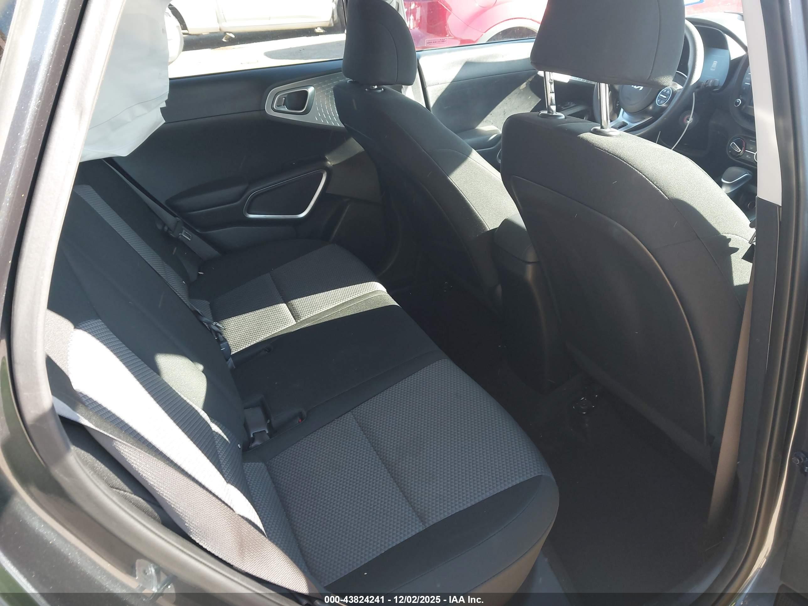 KIA SOUL image 8