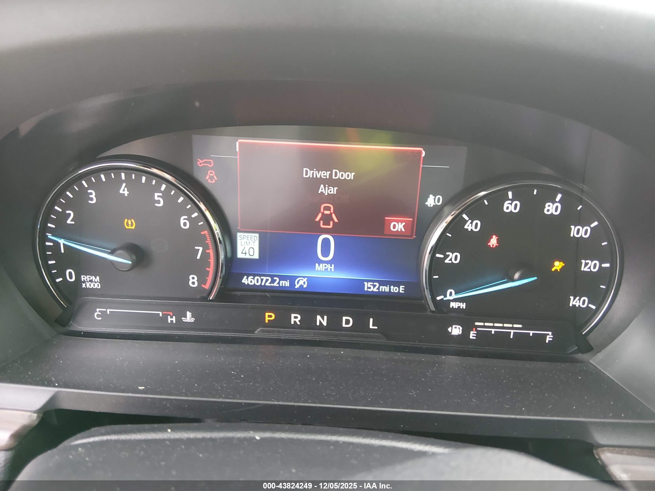 FORD EXPLORER image 7