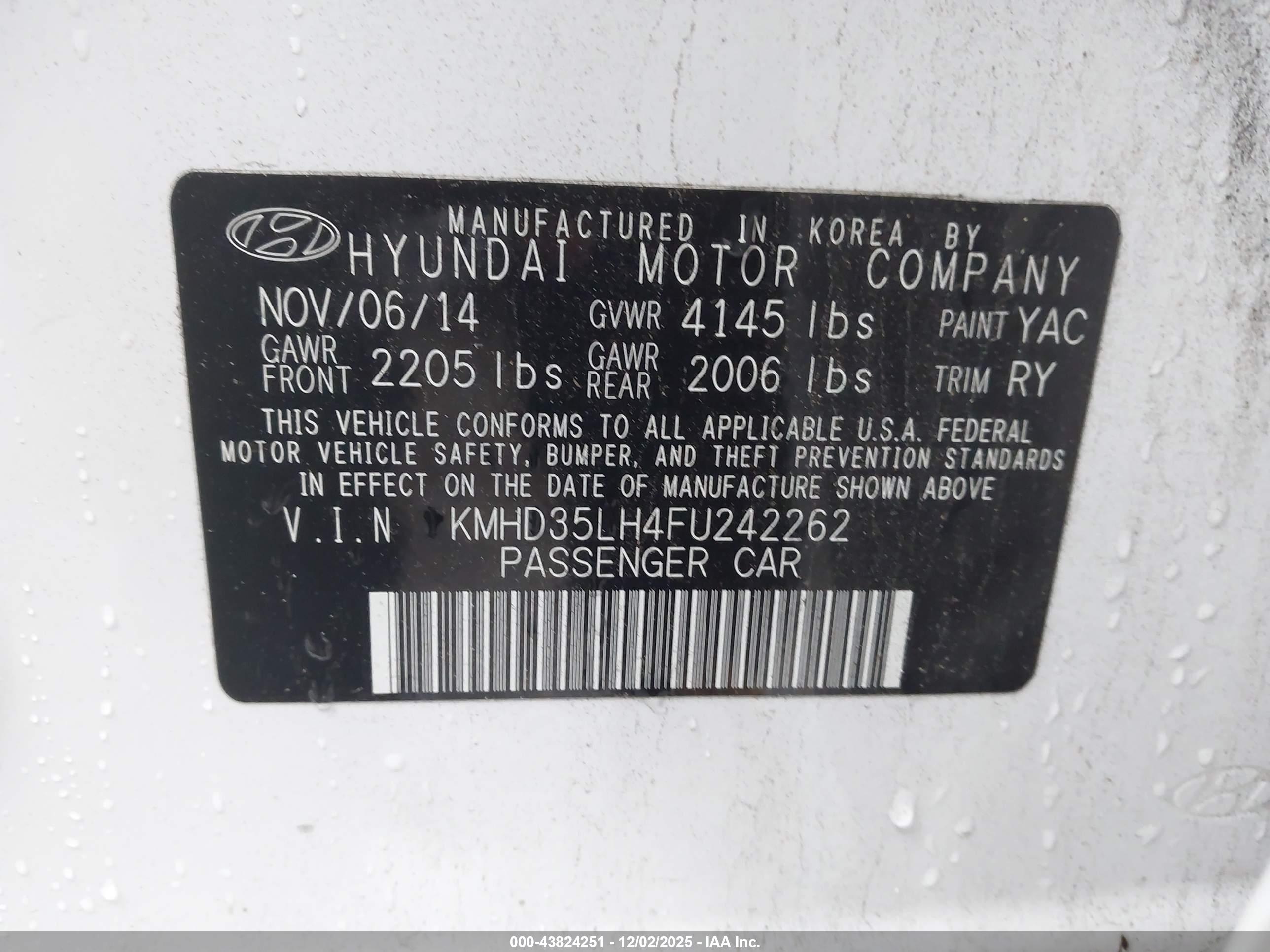 HYUNDAI ELANTRA image 9