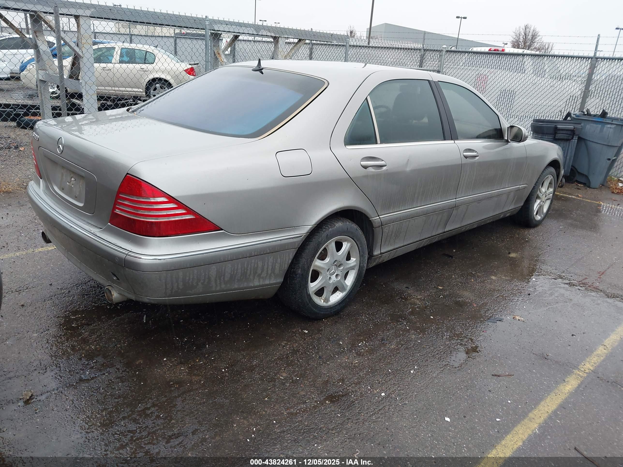 MERCEDES-BENZ S image 4