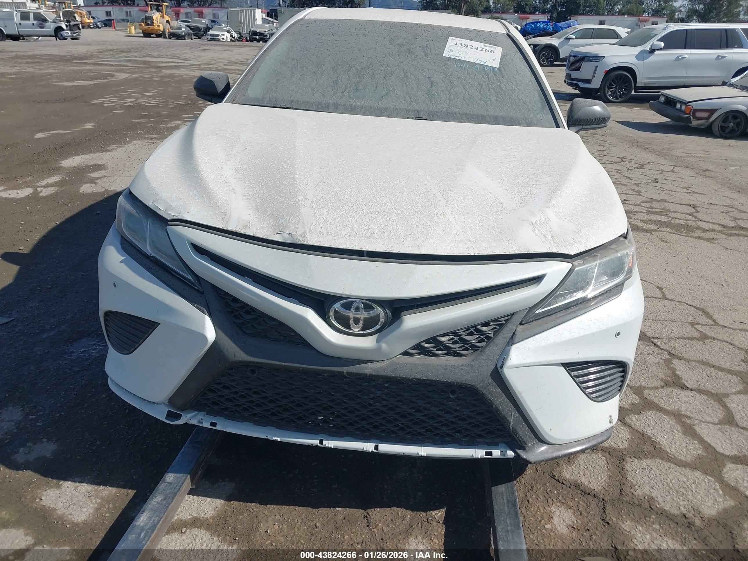 TOYOTA CAMRY image 6