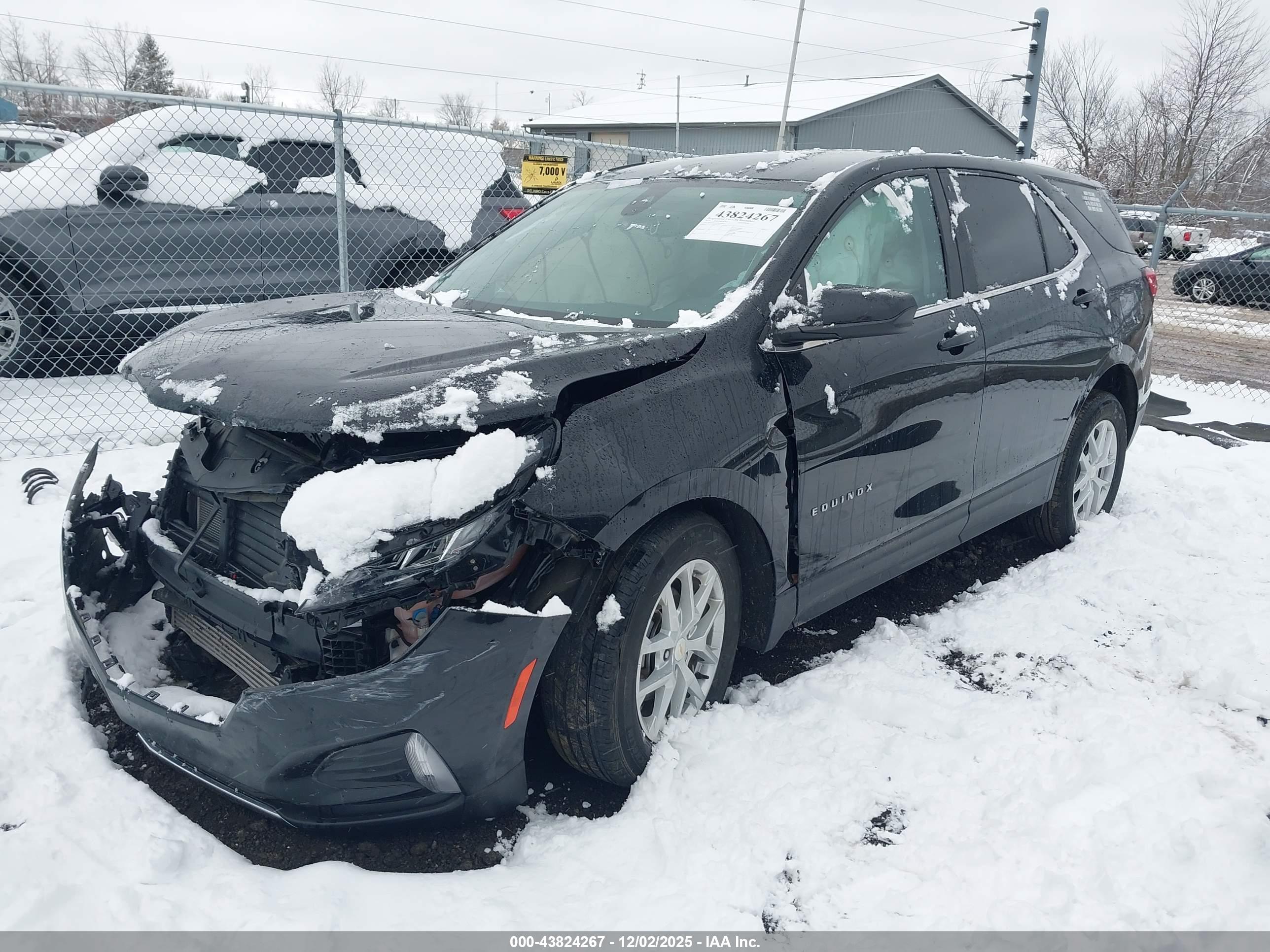 CHEVROLET EQUINOX image 2