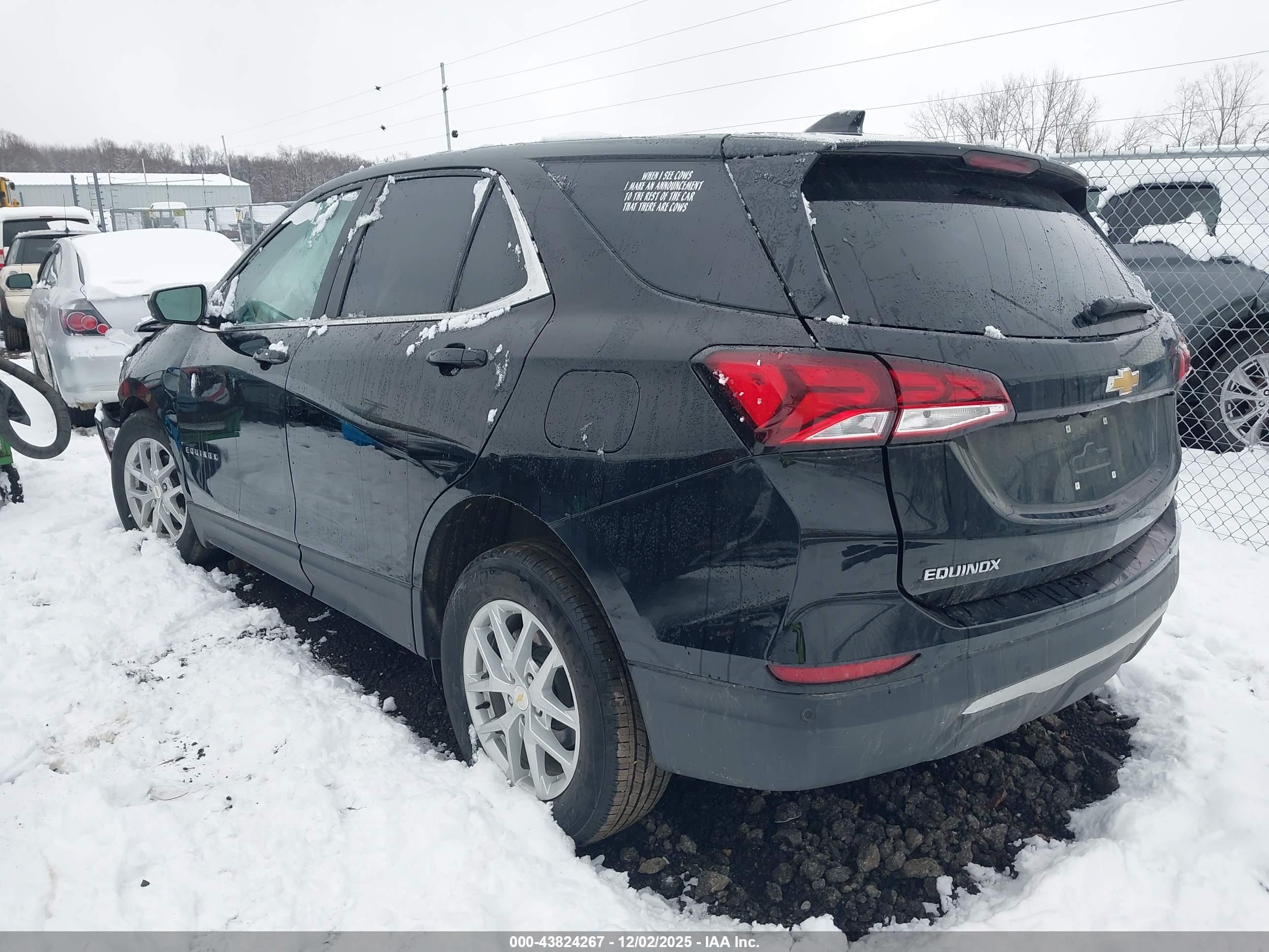 CHEVROLET EQUINOX image 3
