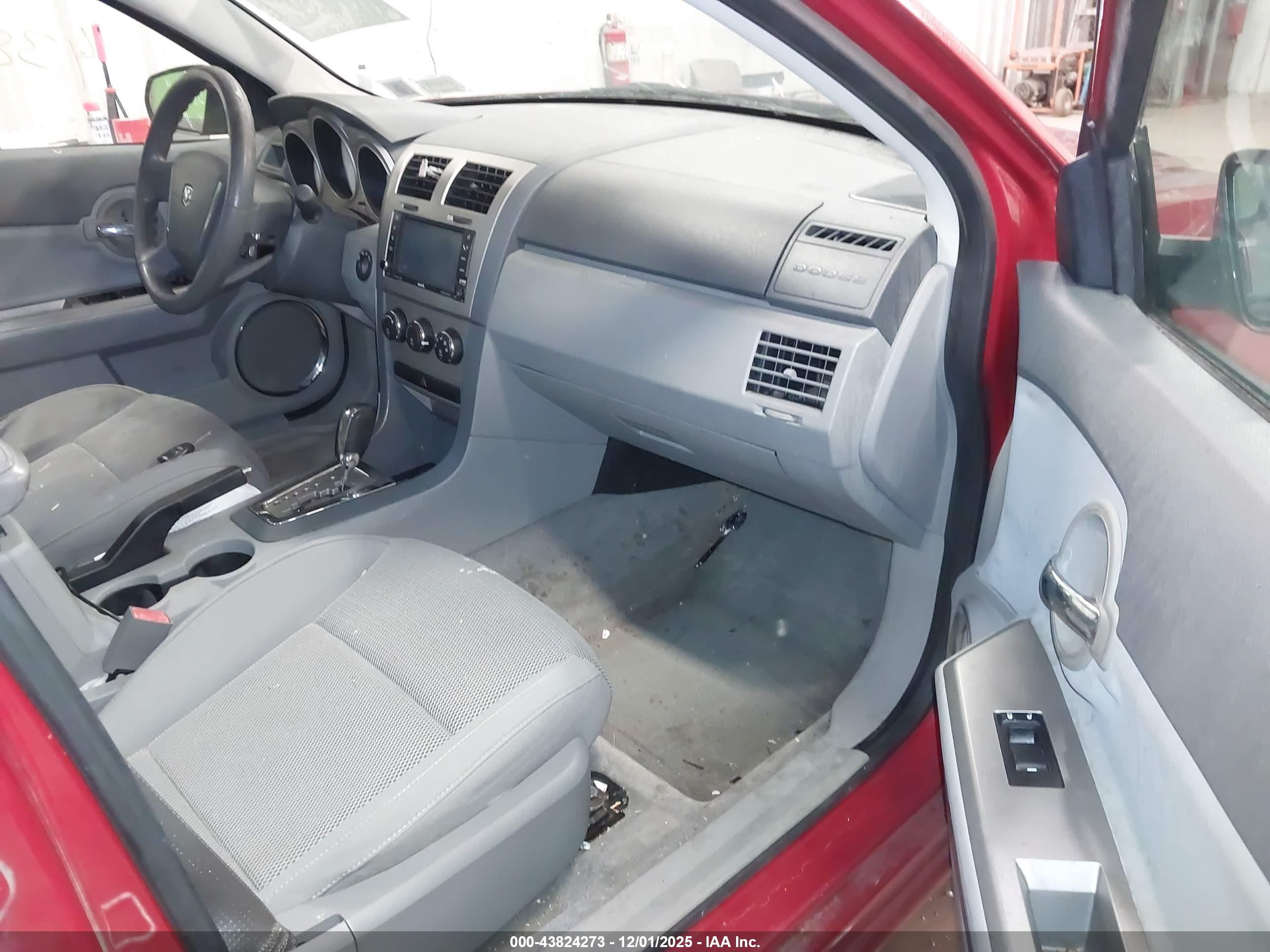 DODGE AVENGER image 5