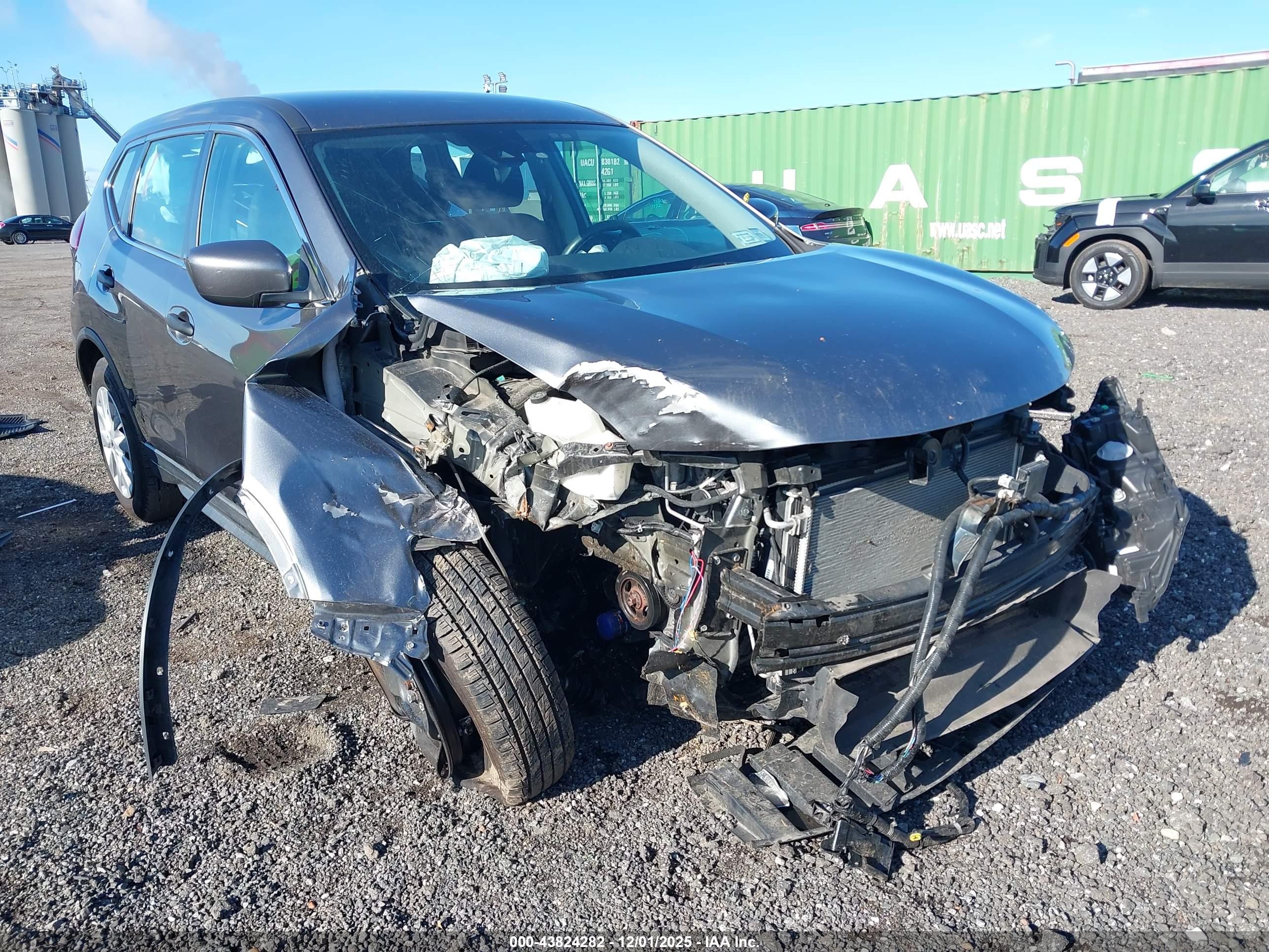 NISSAN ROGUE image 6