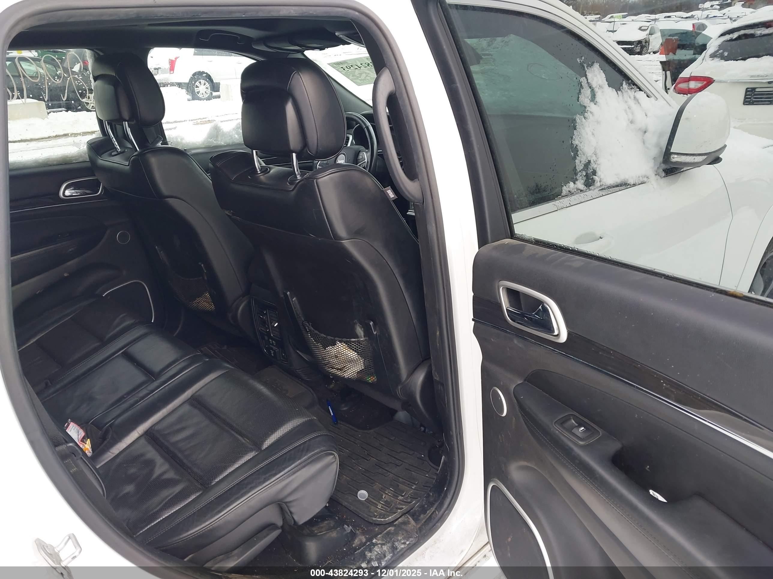 JEEP GRAND image 8