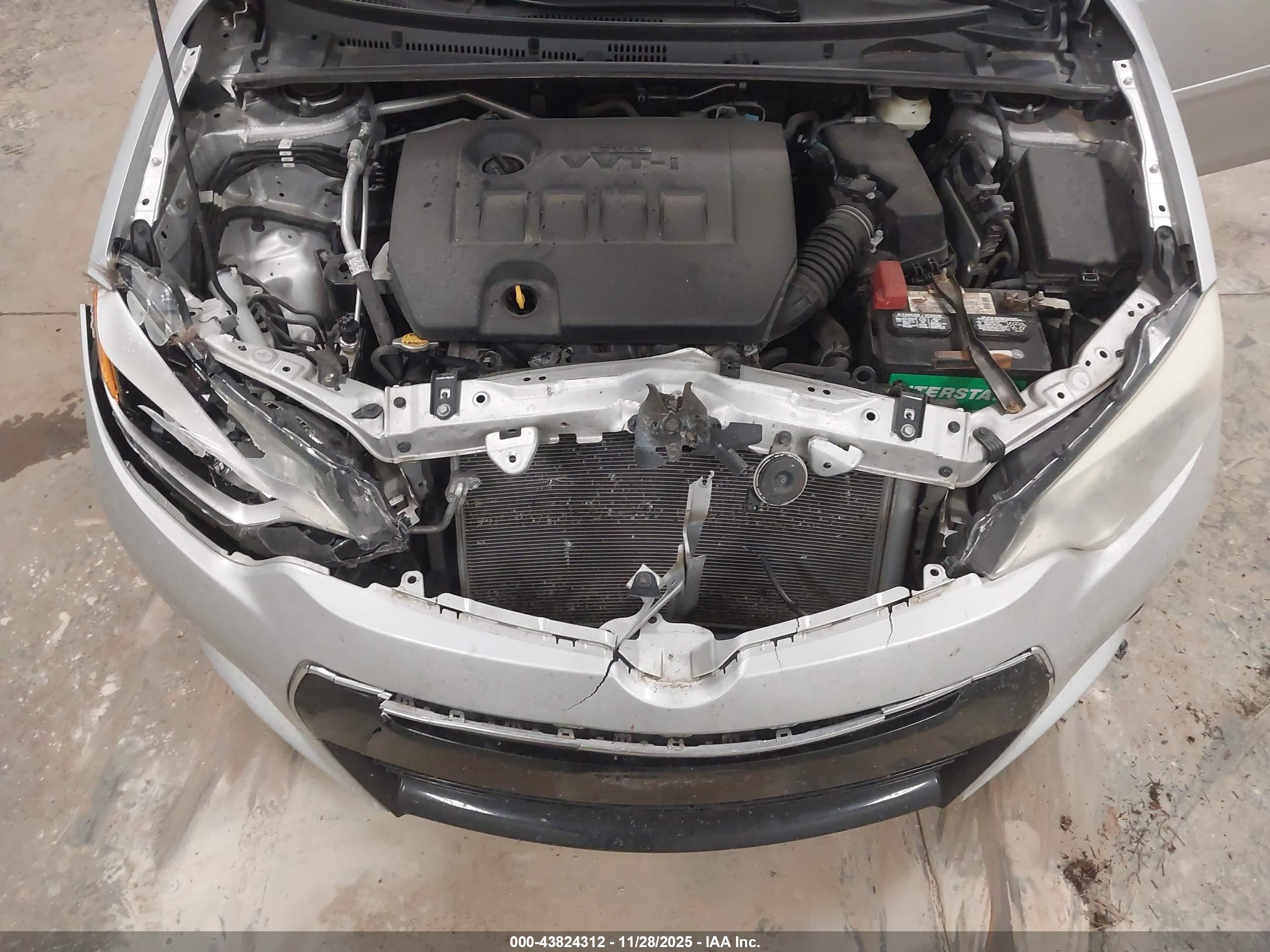 TOYOTA COROLLA image 10