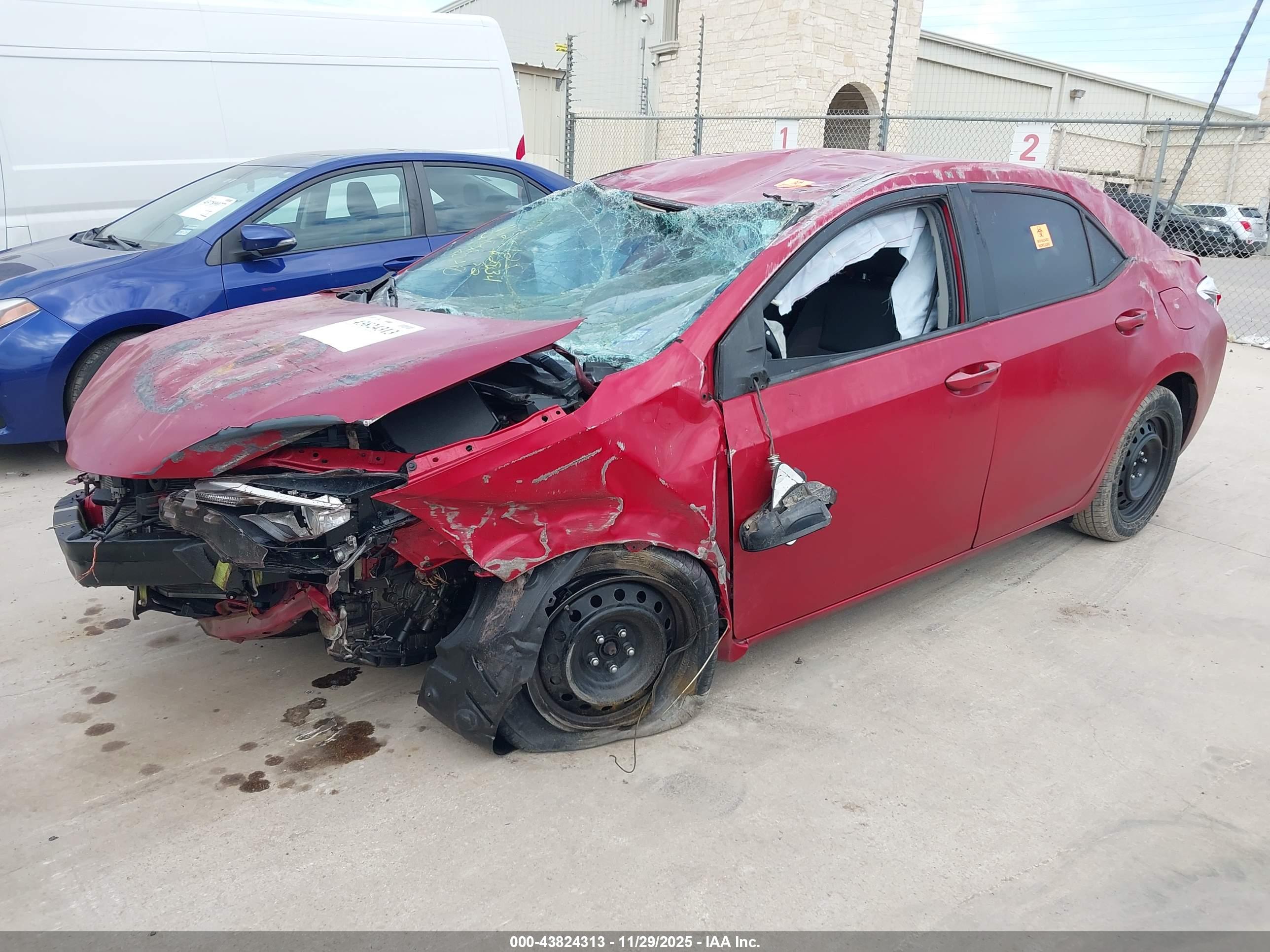 TOYOTA COROLLA image 2